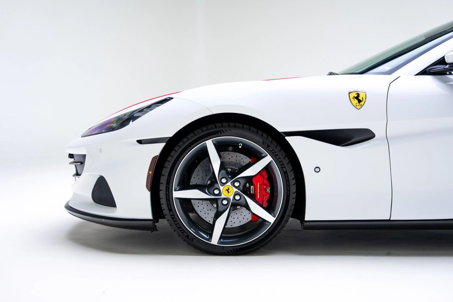 mph014_1706978659_Used_2022_Ferrari_Portofino_M_1769556173_79109113df