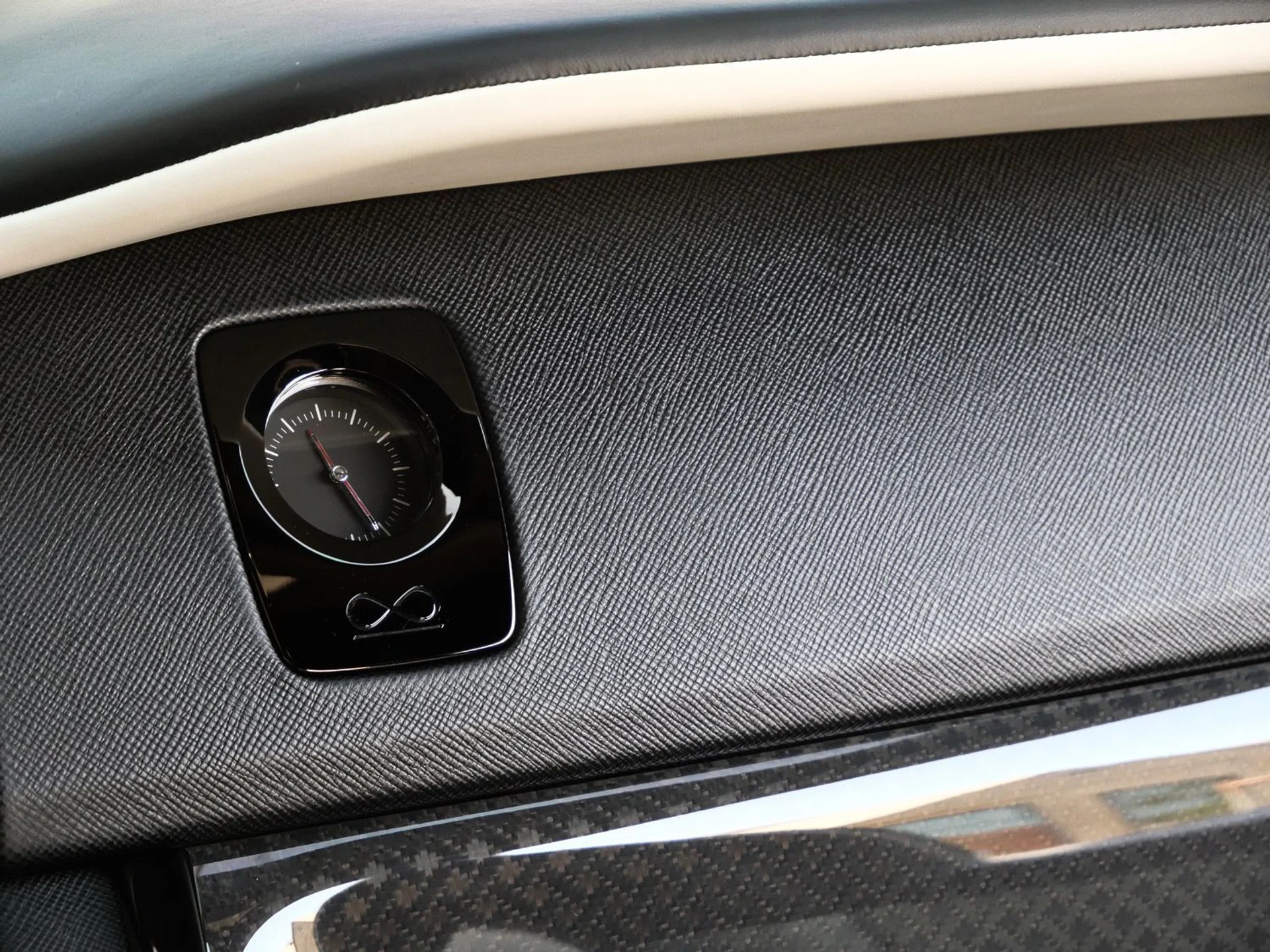 mph014_1709292912_08fbf2cb64d27e68be81ea7dd5aebf26x_52a69a3d55