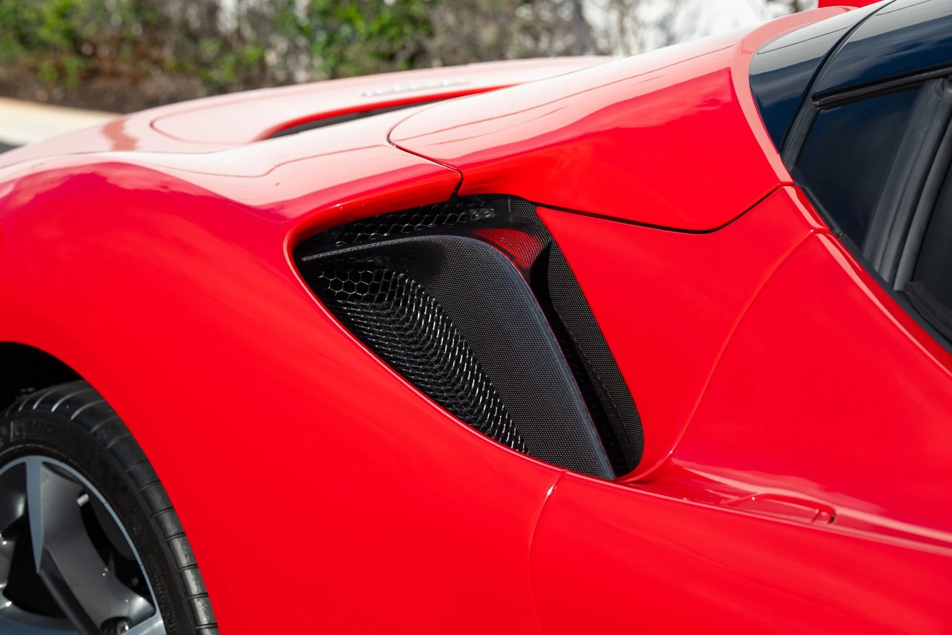 mph014_1711054382_Used_2024_Ferrari_SF_90_Spider_1759287826_bb87e6d6b7