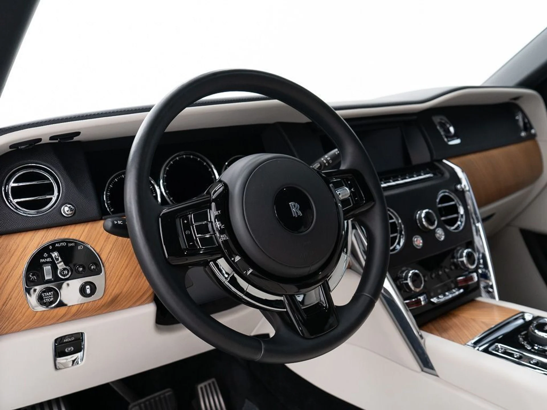 mph014_1721402064_9c27e70bfa0b93ebbace3595110db0c5_a19687d99f