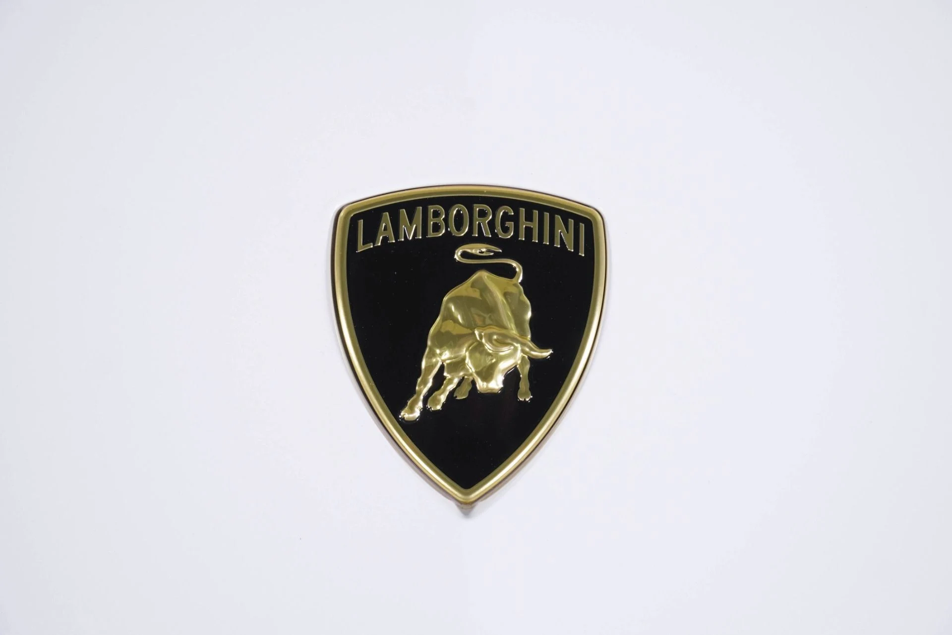 mph014_172617038_Used_2023_Lamborghini_Urus_Performante_1789368095_bbb7eab875