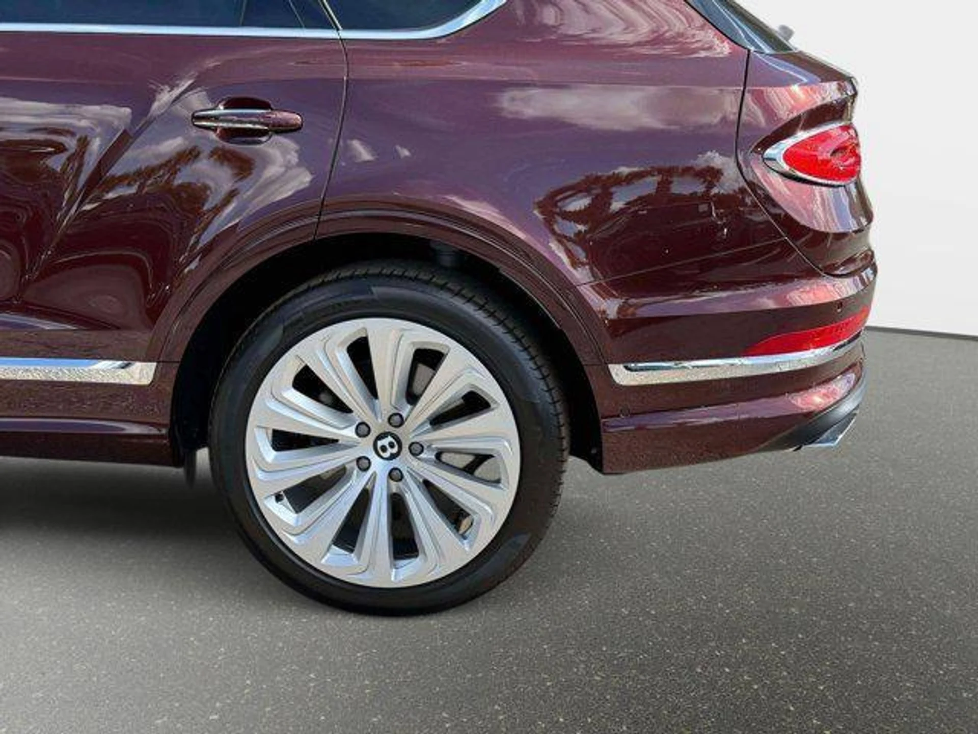 mph014_172894325_w_Kj_M_Fk_MF_Xi7_O9t_S7_sr_T8_O5oys_Q_24da44e303