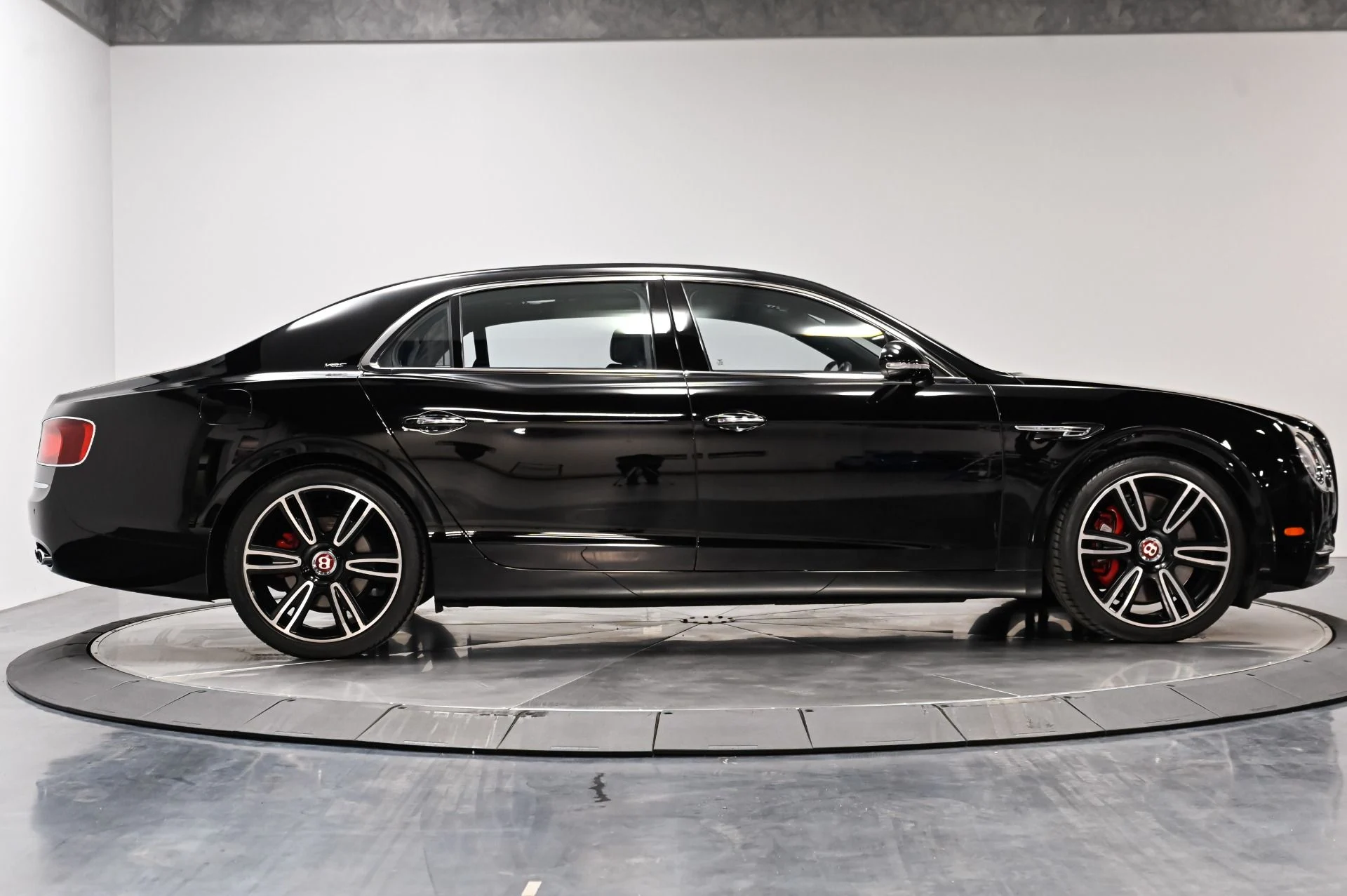 mph014_173181912_Used_2017_Bentley_Flying_Spur_V8_S_1789414009_1ccbdc7824