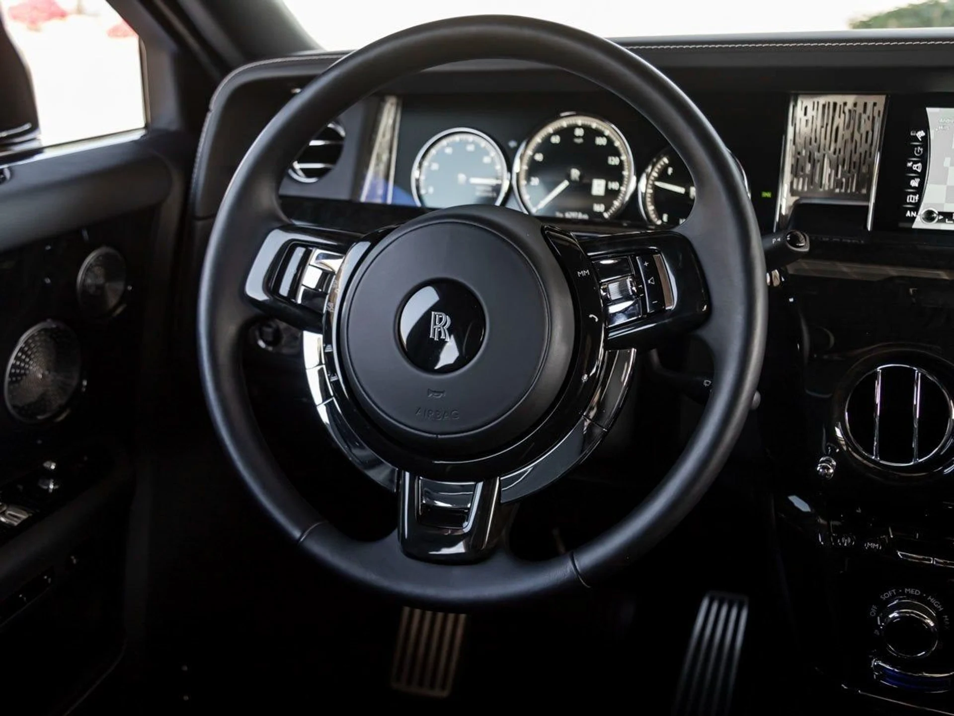 mph014_1736135929_15_ed053d6fbf