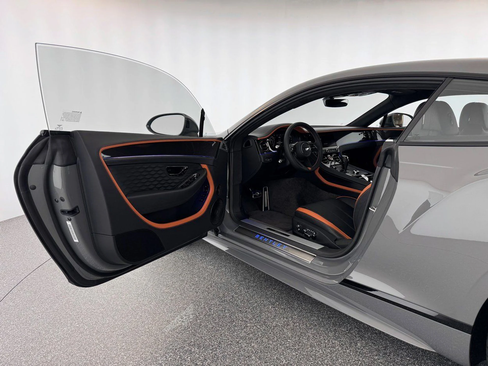 mph014_1740142905_b4002660b38645d00c52893be1d25549x_26ecab0c88