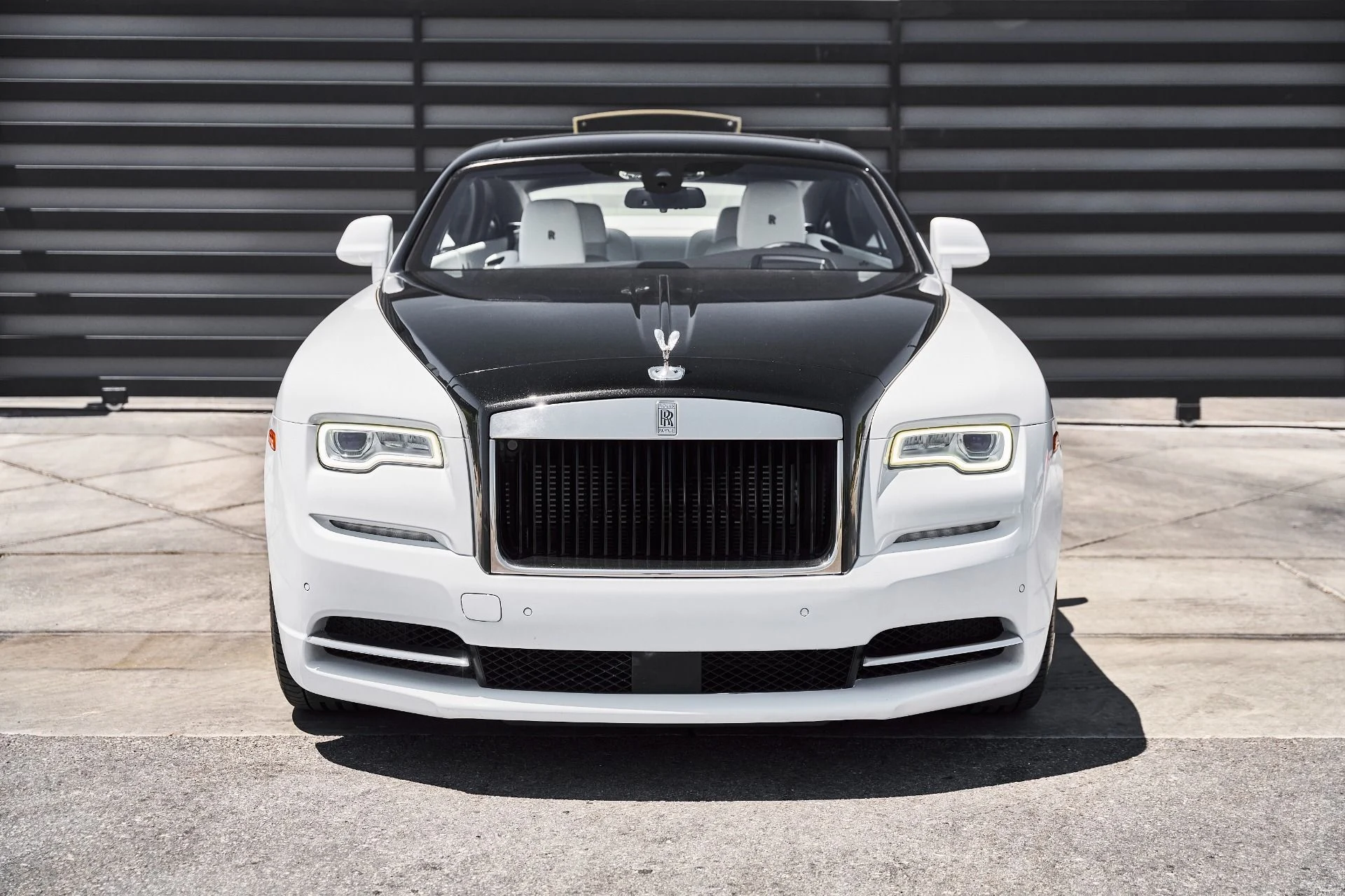 mph014_1741455435_Used_2019_Rolls_Royce_Wraith_Base_1778886663_58b3bb1366