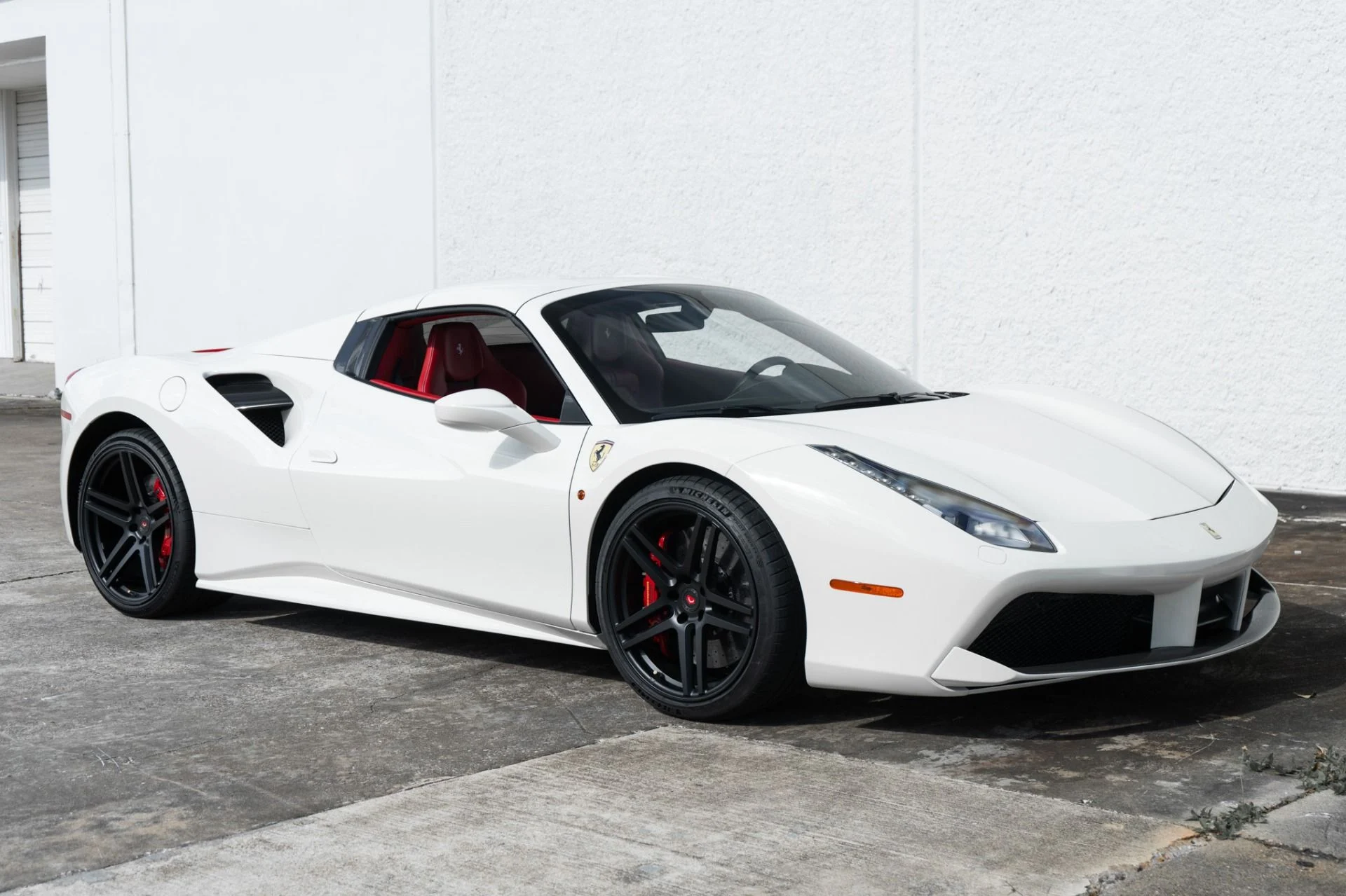 mph014_1741680785_Used_2018_Ferrari_488_Spider_1781219739_c2fa1b7d20