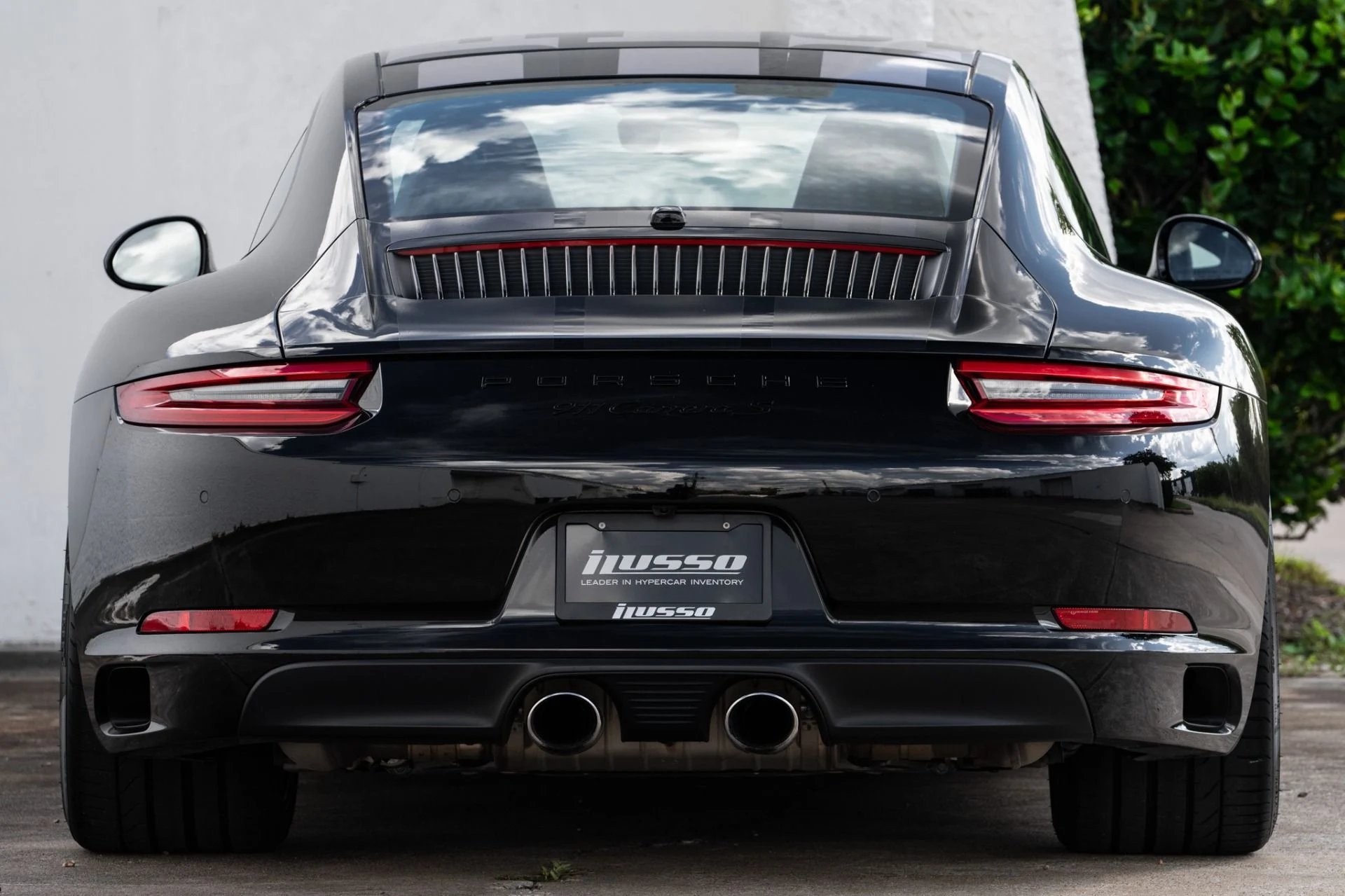 mph014_1743599364_Used_2017_Porsche_911_Carrera_S_1759960379_38b4a01784