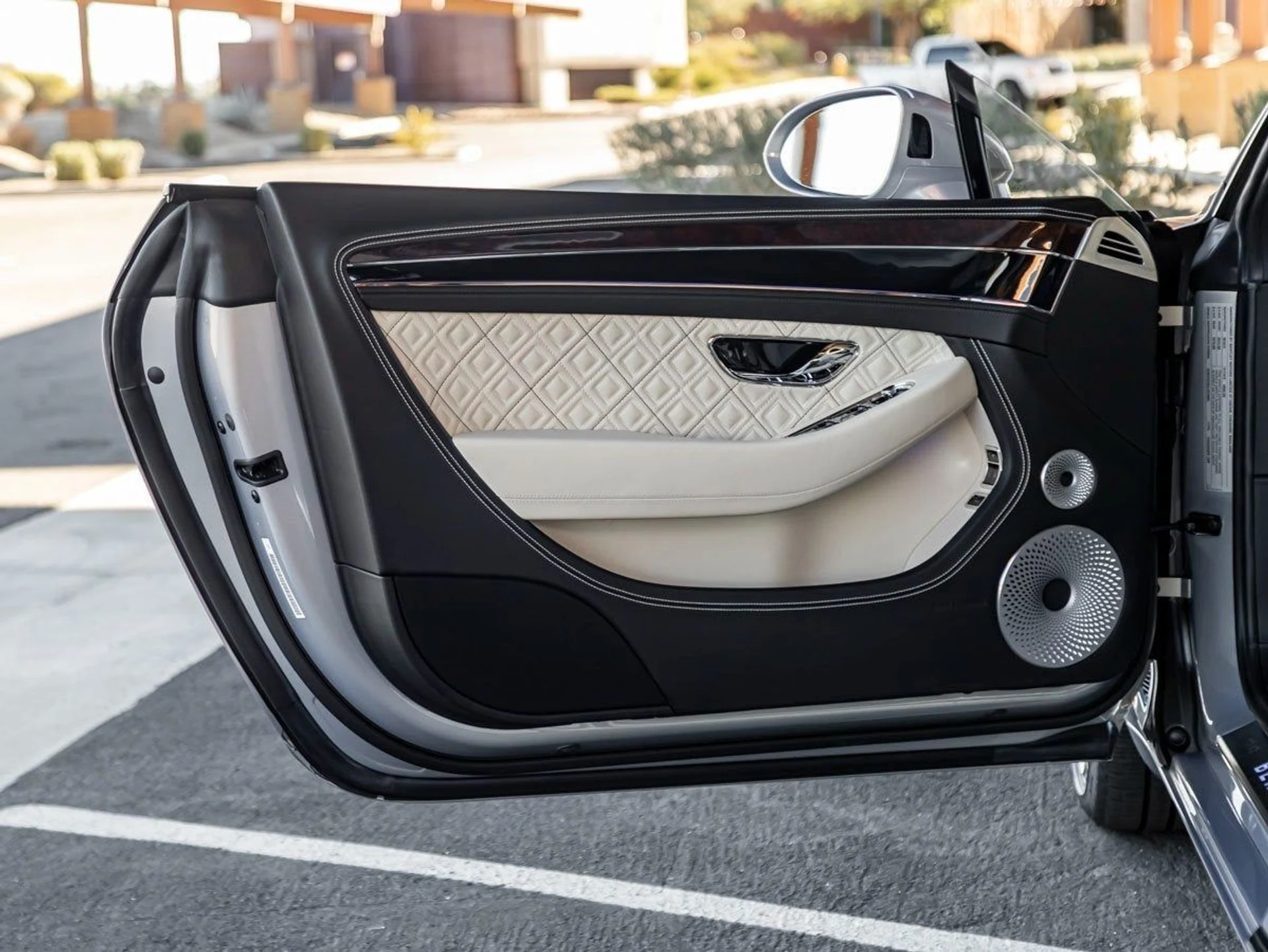 mph014_1744340453_15_00e5af2262