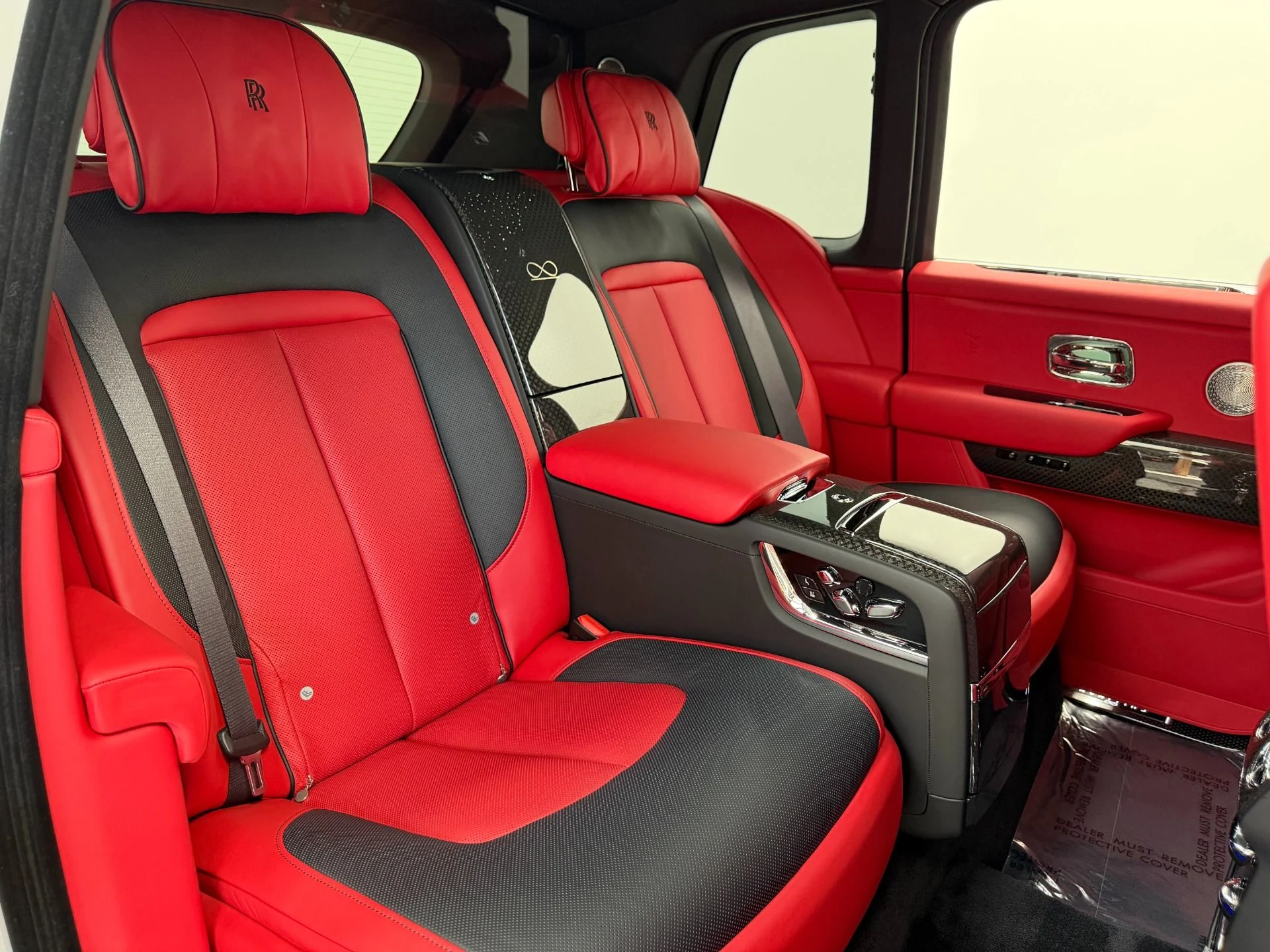 mph014_1754813639_Used_2024_Rolls_Royce_Cullinan_Black_Badge_Immersive_Rear_Seating_Rear_Theatre_Configuration_1782147217_a21de2adfe