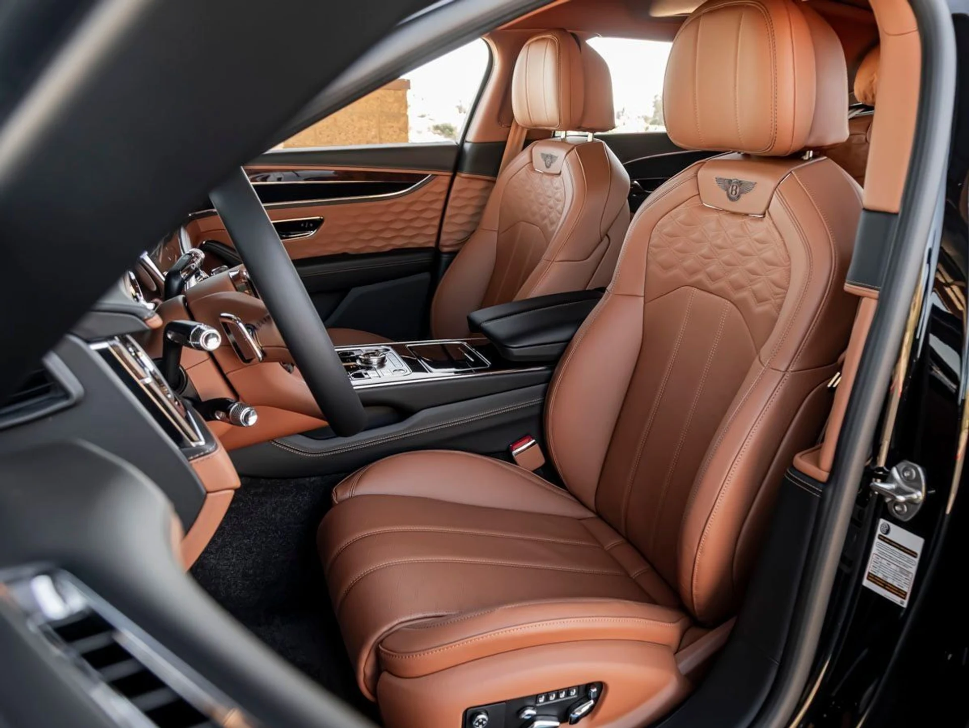 mph014_1762393615_15_5ce357027f