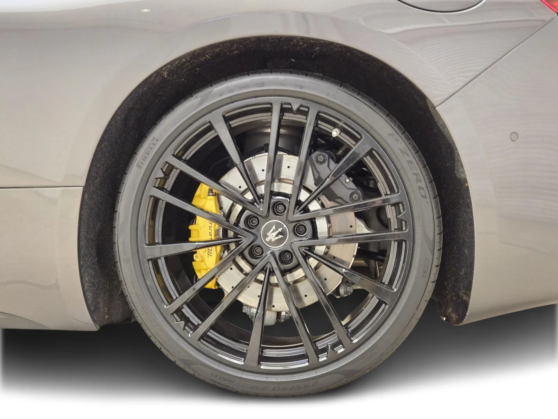 mph014_1780261808_Used_2024_Maserati_Gran_Turismo_Trofeo_1770446692_bc5693976e