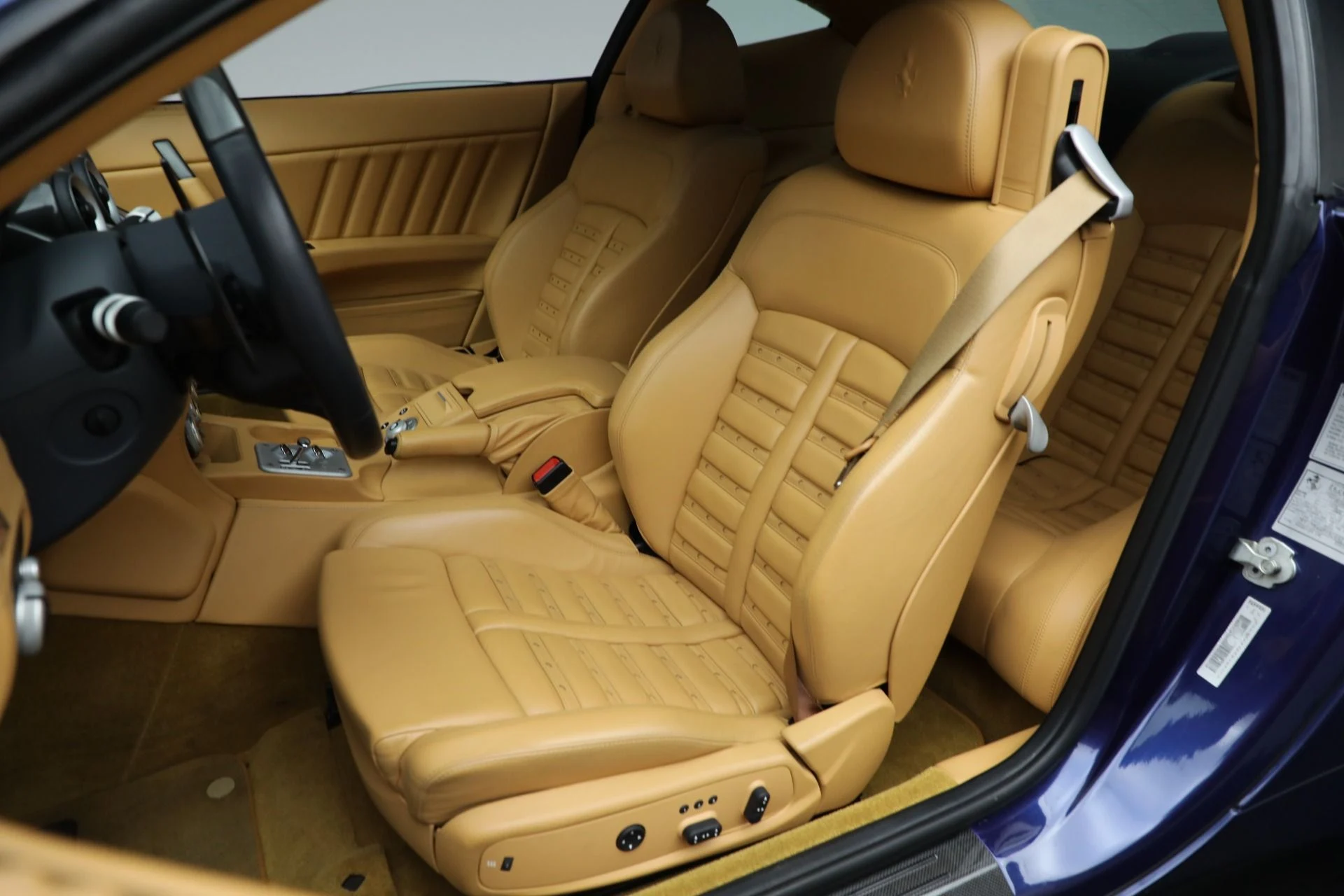 mph014_1780701673_Used_2009_Ferrari_612_Scaglietti_OTO_1763585775_ecf7a88e1c