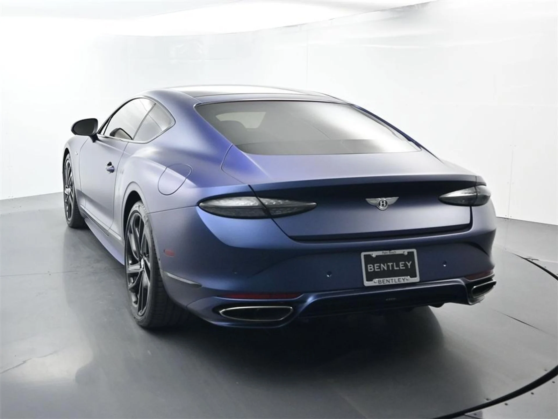 mph014_1780793541_vaz_Cmp7hc_Cb_V_Ow_R9afyh3_uc_Rc_b192d4d075