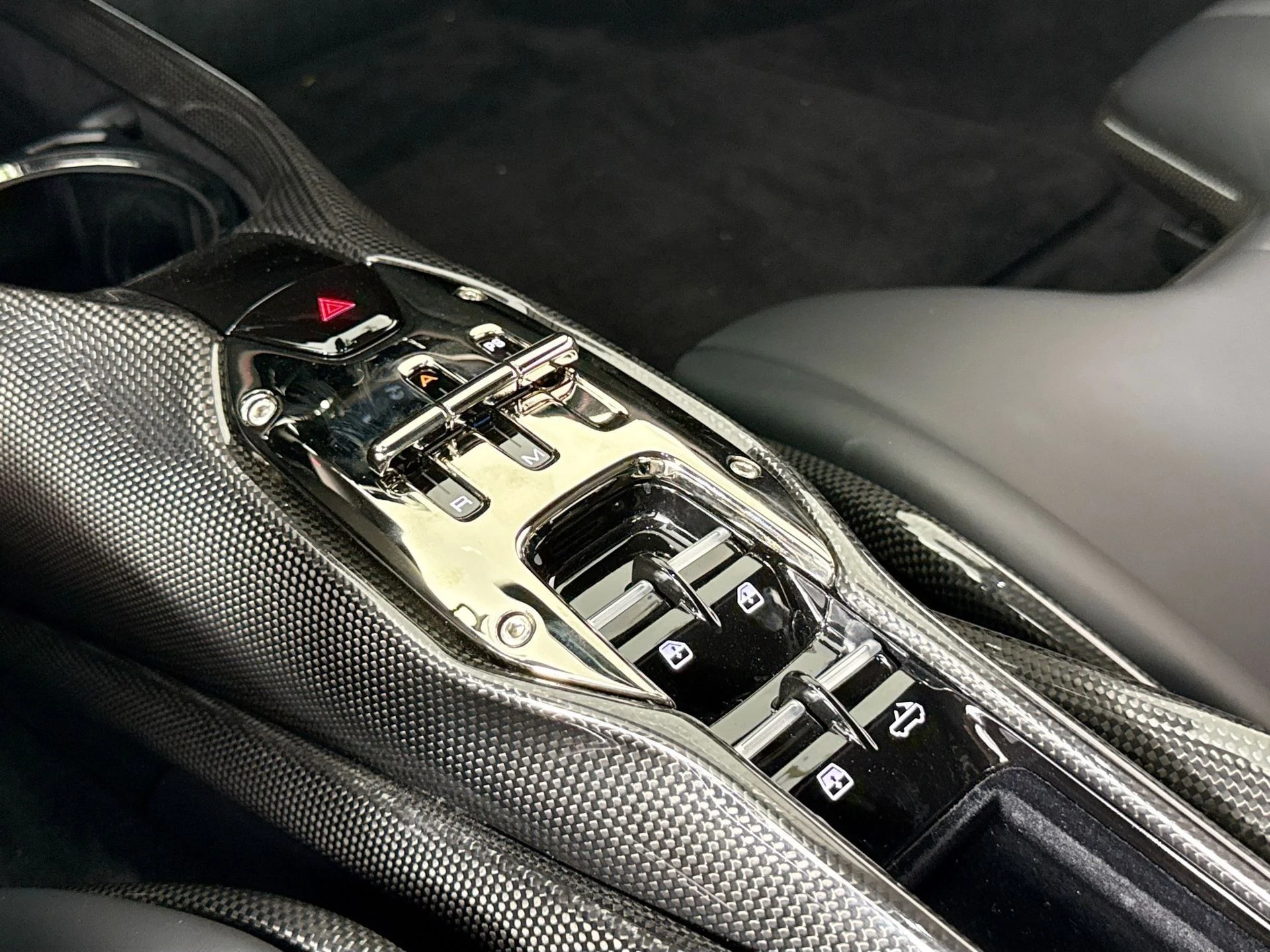 mph014_1783806786_98e8bcd2382396a8e841c3424f21cca8_eddc569668