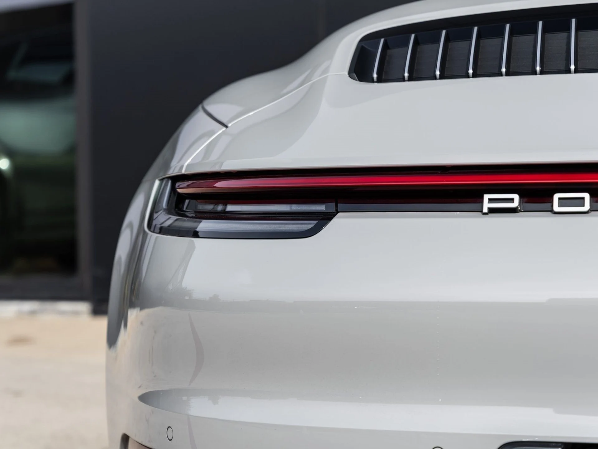 mph014_178753534_15_af47ce5acd