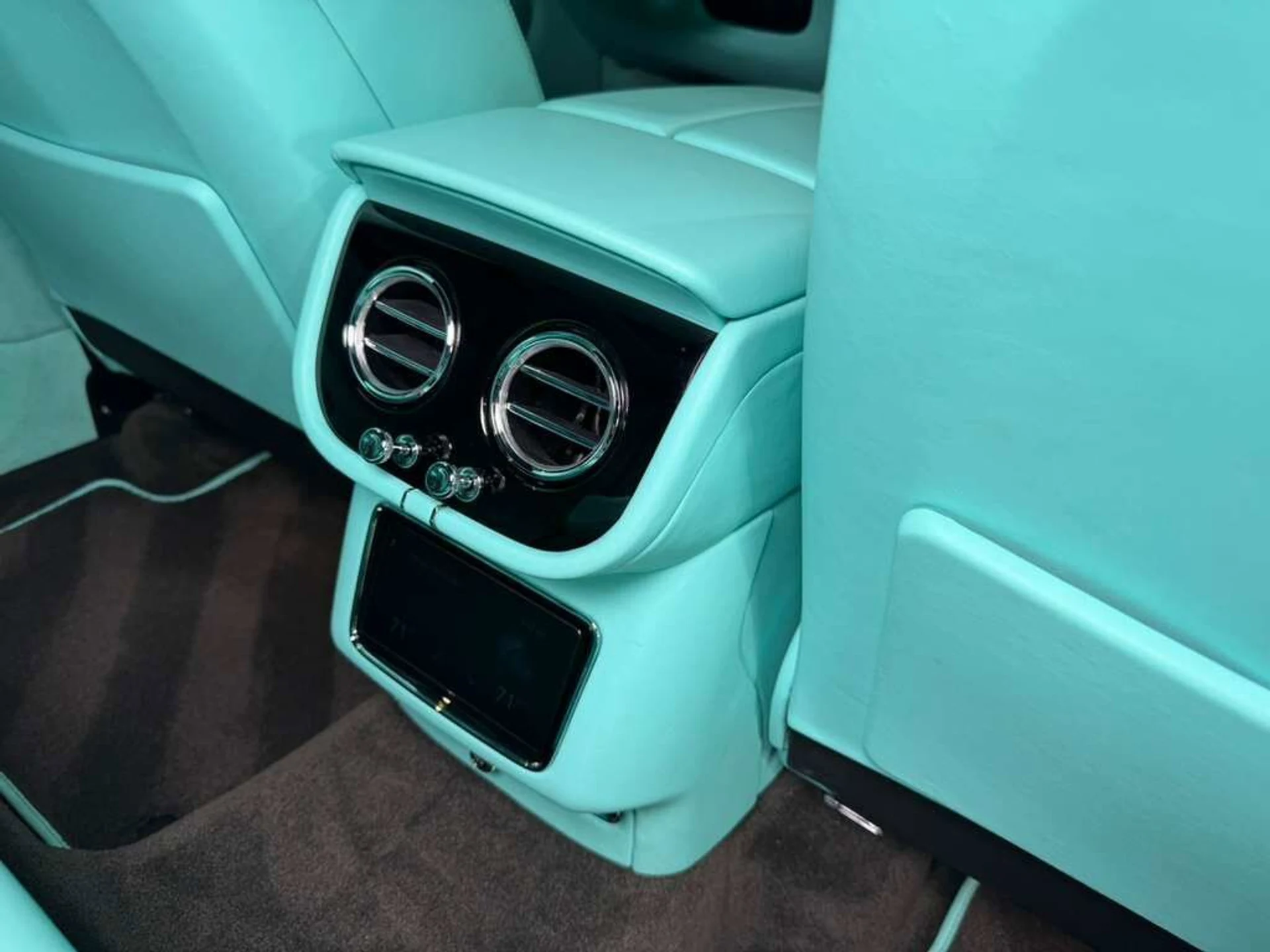 mph014_1794528333_90b3640a3f433b43a1dc84c28ee900da_b1bb49b729