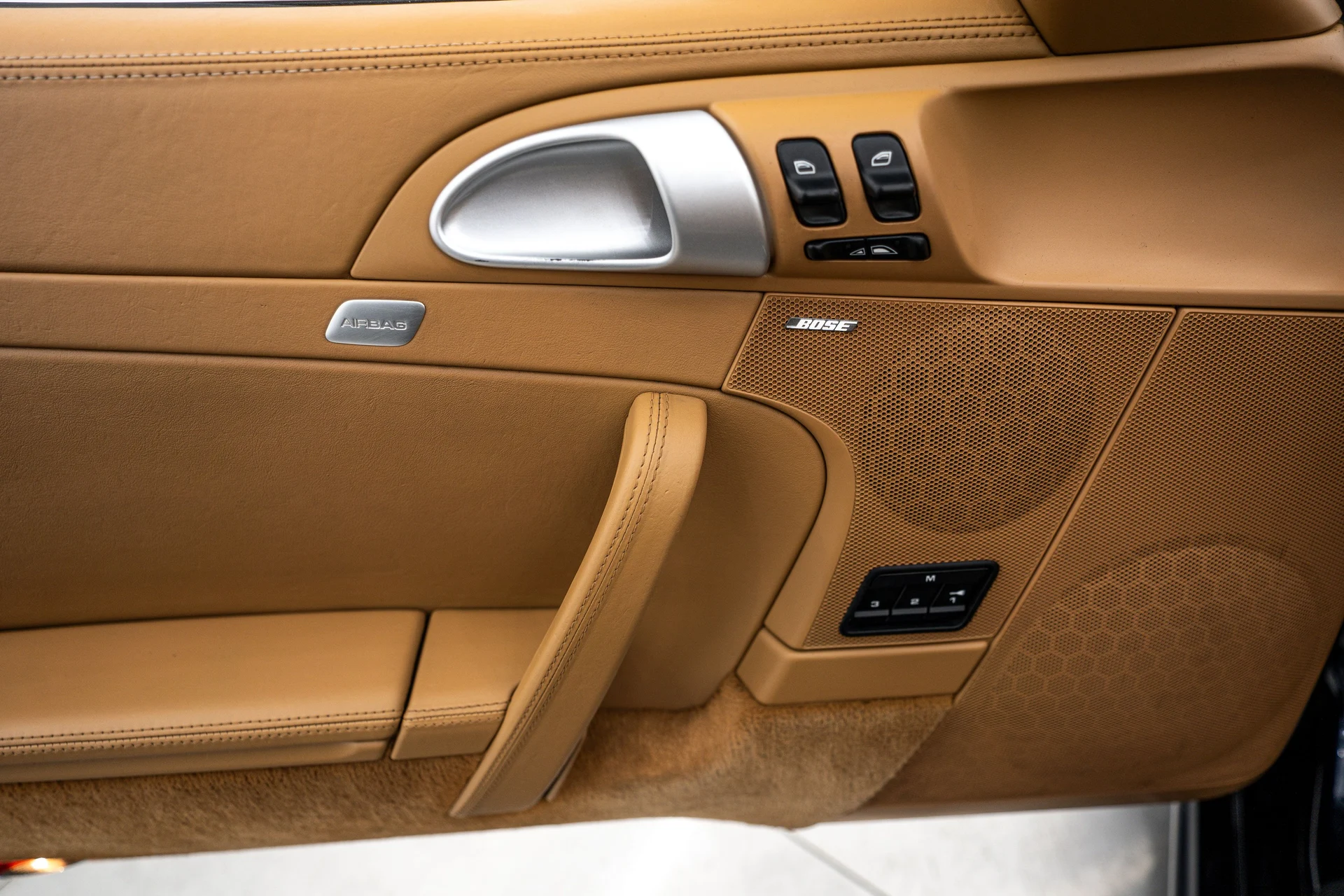 mph014_17987213_8e3855e705fae9593f91d37cb6805be4_402309b241