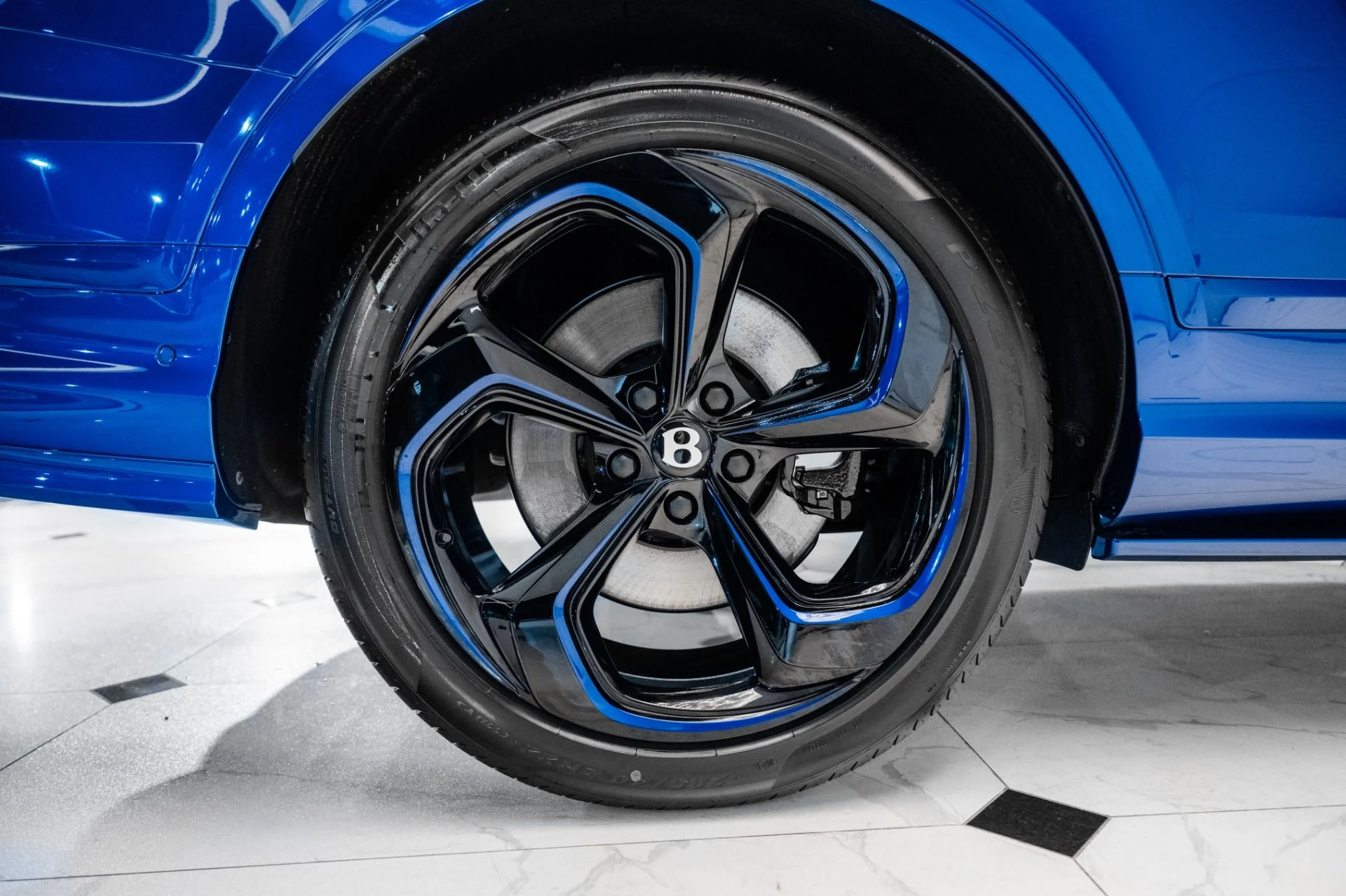 mph014_1800323442_Used_2025_Bentley_Bentayga_S_1744810682_da82f4878a