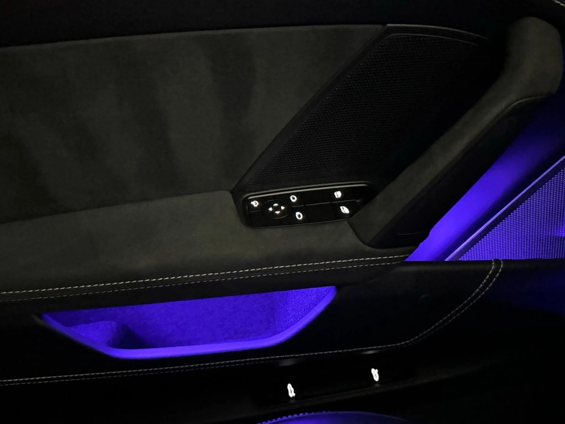 mph014_1818077828_1dc9478be4b0fd1b4e053a0350906ff8x_f583bbd5eb