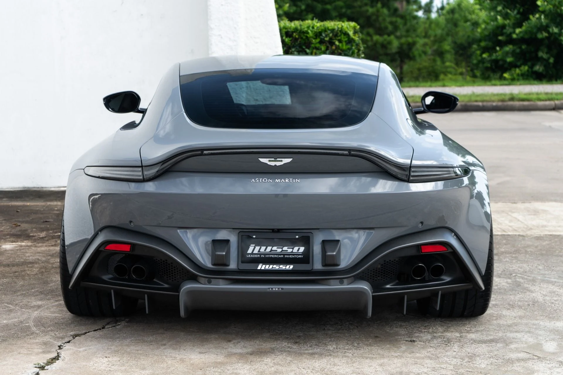 mph014_1828449343_Used_2020_Aston_Martin_Vantage_1781738280_c5962e67ed