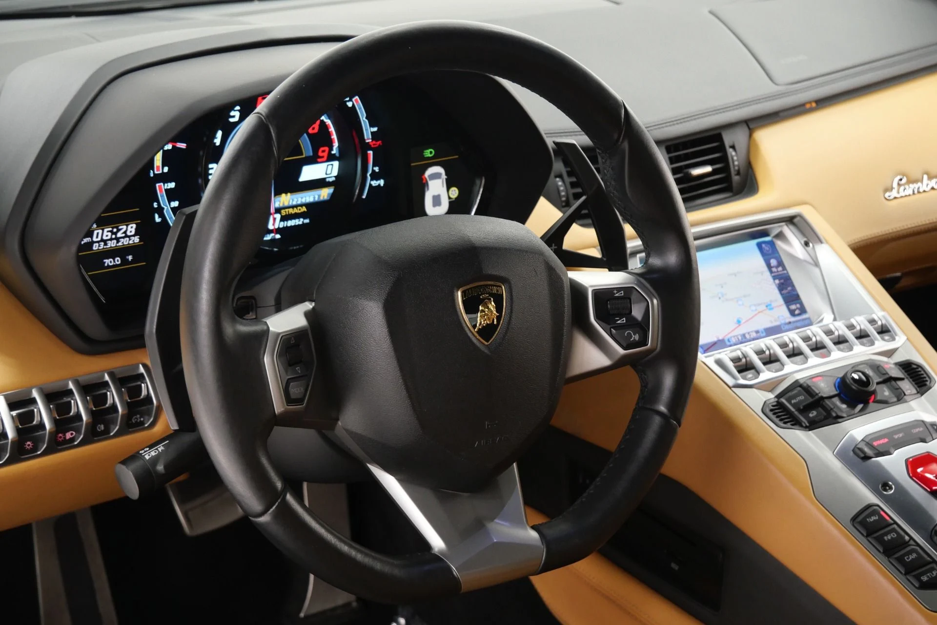 mph014_1832218097_Used_2014_Lamborghini_Aventador_LP_700_4_Beautiful_Color_Combination_Transparent_Engine_Bonnet_1774983686_f126b6bcef