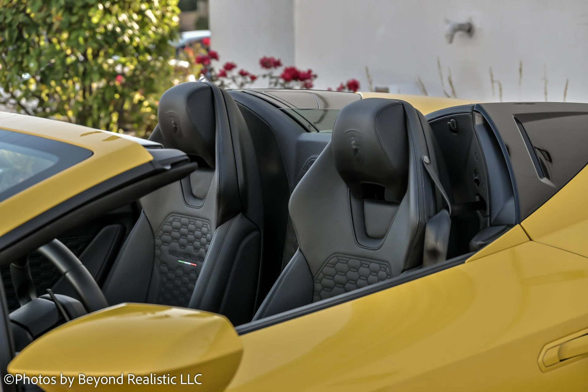 mph014_1835958754_Used_2019_Lamborghini_Huracan_Spyder_LP_580_2_1759241339_4f28fc4525