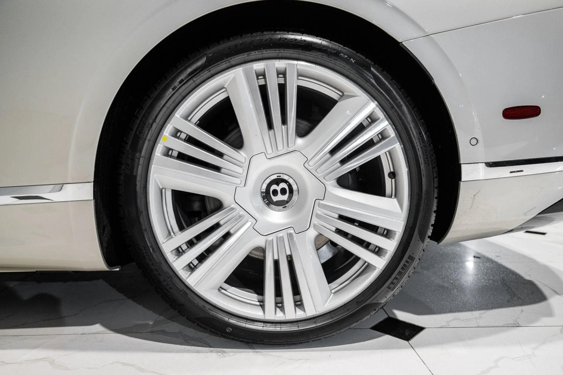 mph014_1845631462_Used_2026_Bentley_CONTINENTAL_GT_AZURE_V8_1761679827_9c101e3bf8