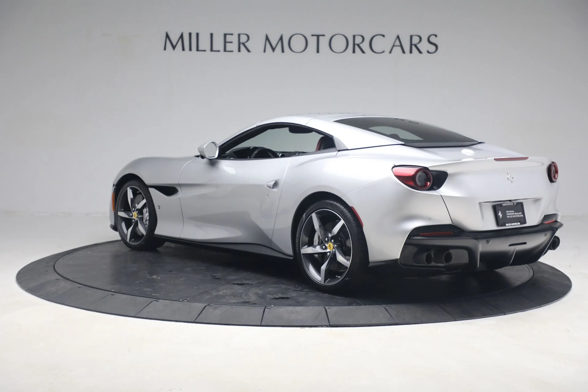 mph014_1846292084_Used_2022_Ferrari_Portofino_M_1761750007_bac510513e