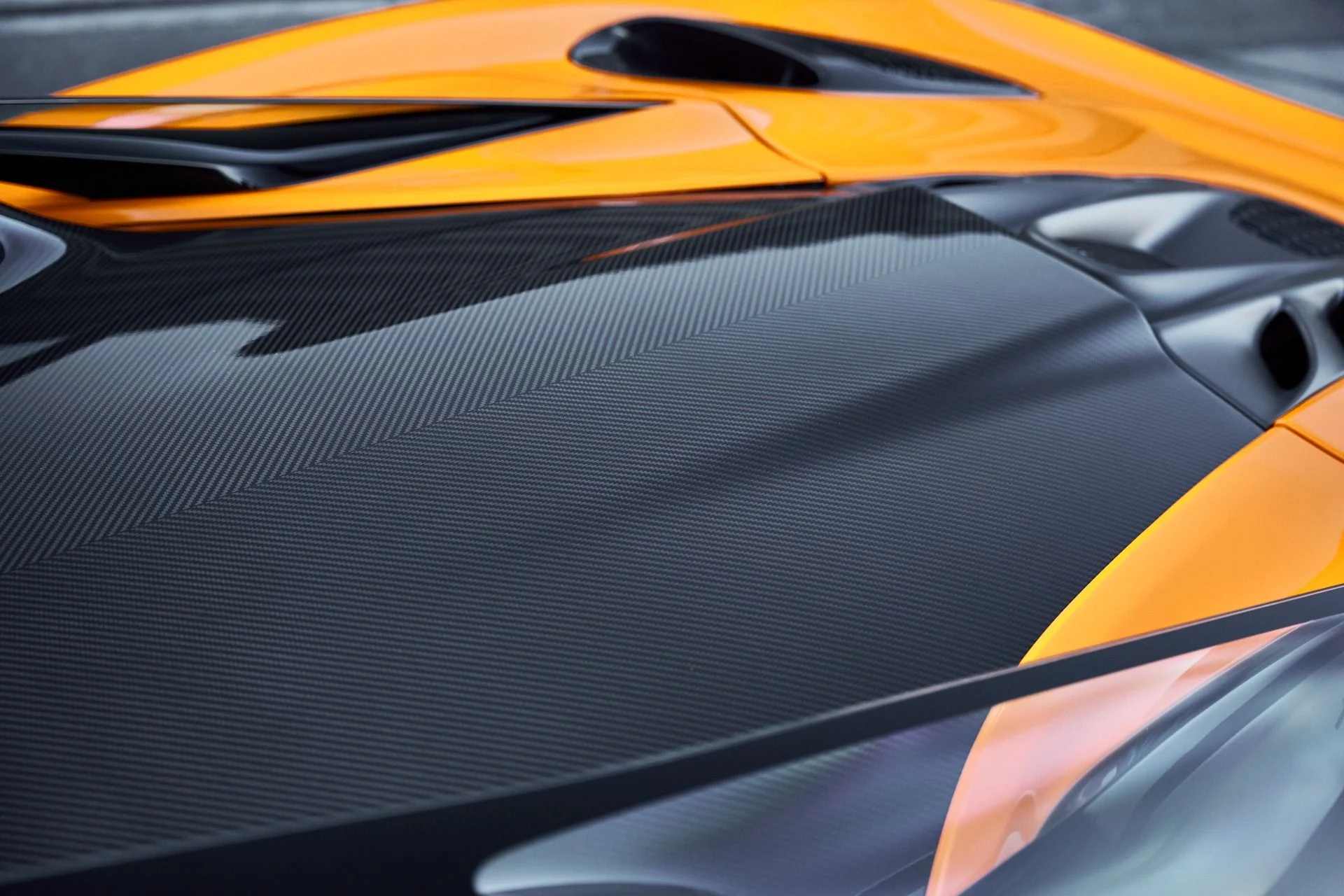 mph014_1846434469_Used_2025_Mc_Laren_Artura_Performance_1769481798_670b31a1a3