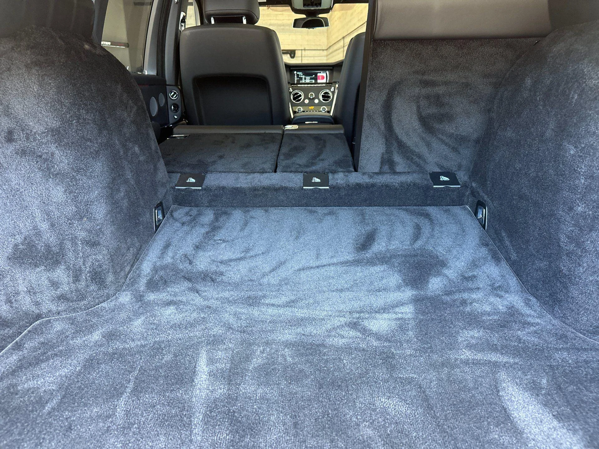 mph014_1853226071_Used_2023_Rolls_Royce_Cullinan_1777018516_d9c3f48373