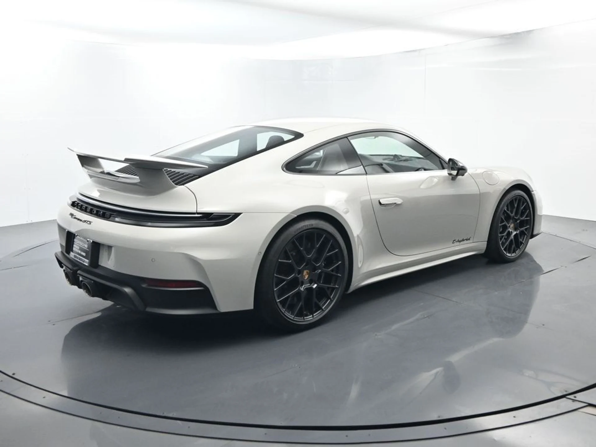 mph014_185478147_2e54b8091e07d074403efda7fedd3a03_f4a2cf3e93