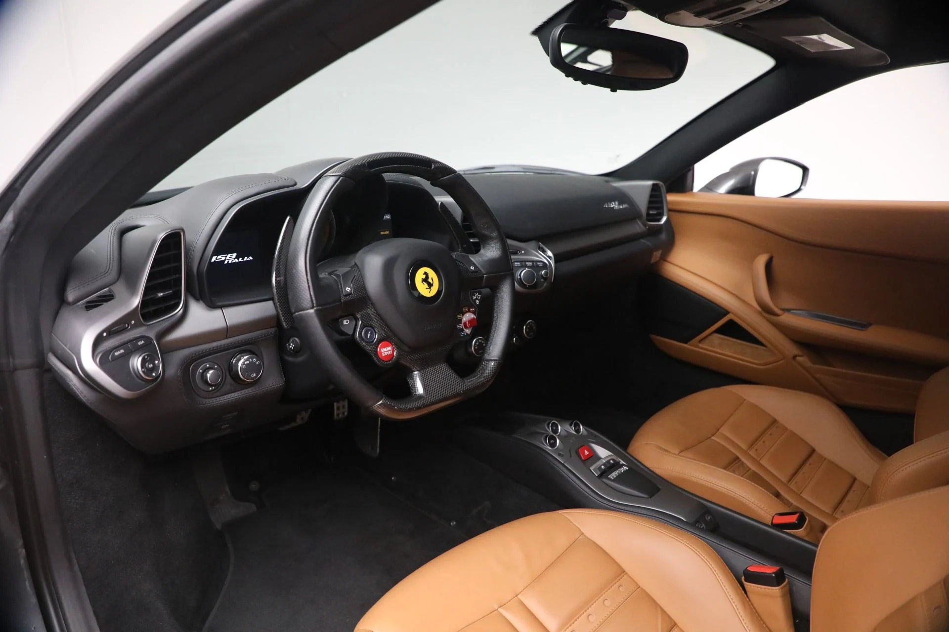 mph014_1857832213_Used_2012_Ferrari_458_Italia_1781555237_03000102a7