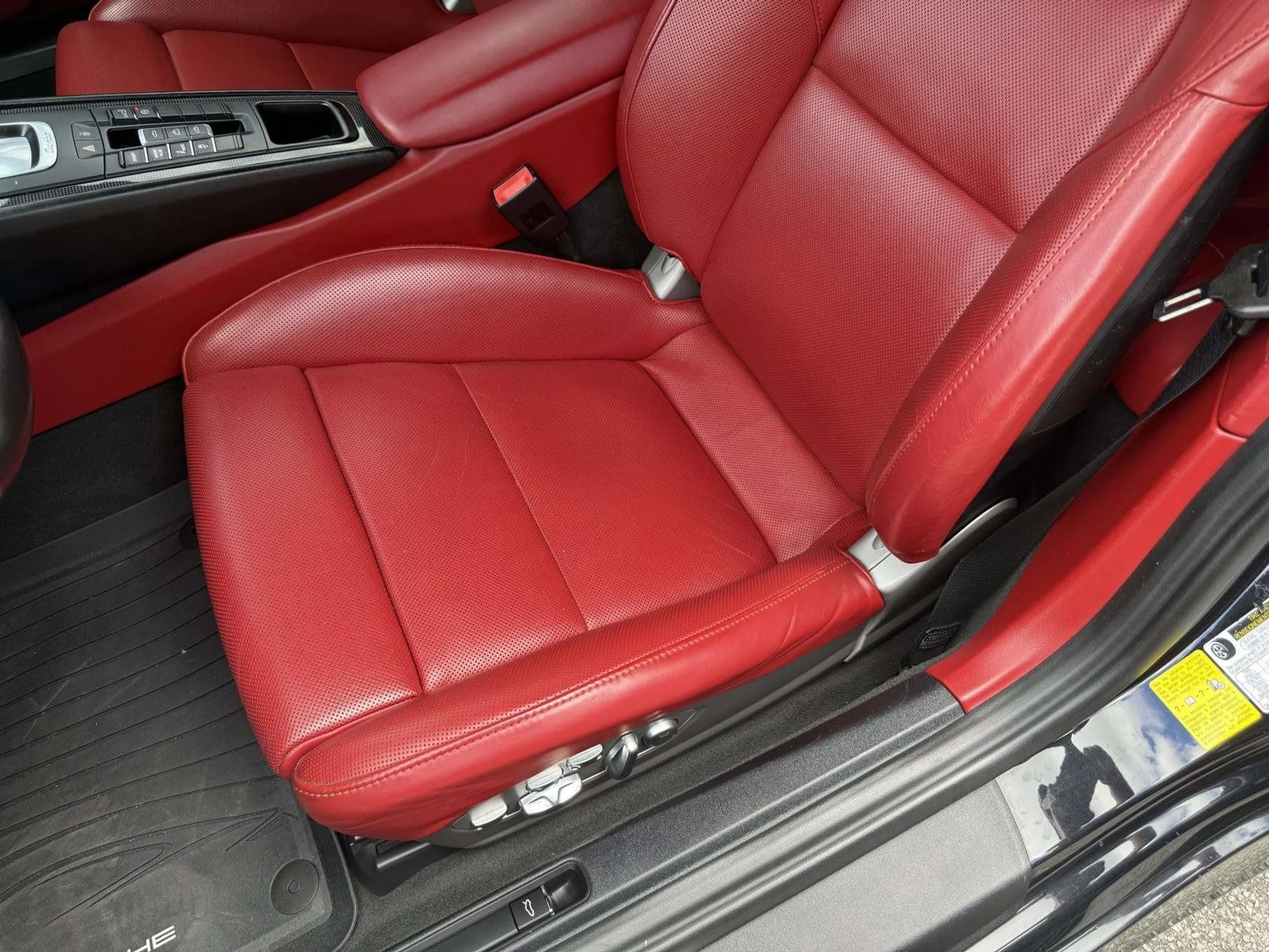 mph014_1858946787_bf2dacc57dcf1382996e9dac97c19539x_7c6df47d36