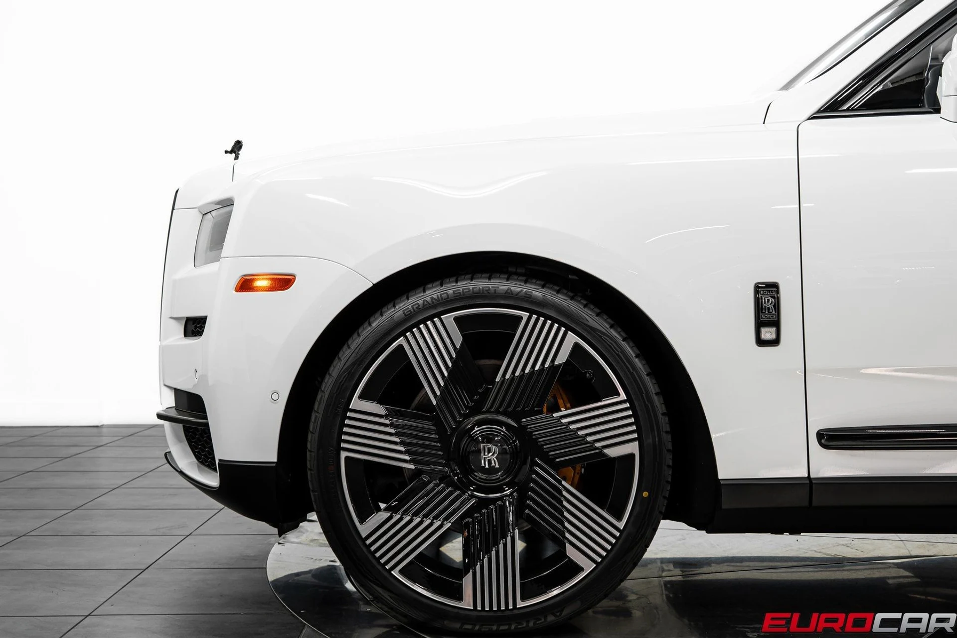 mph014_1859447324_image_15_fb93cf141c