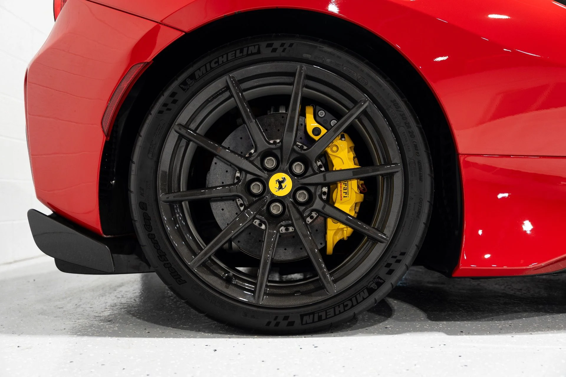 mph014_186894668_Used_2020_Ferrari_488_Pista_1758067112_24655e7d65