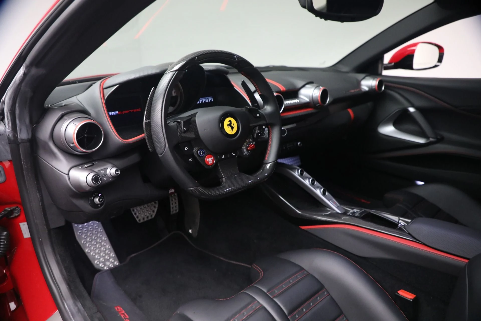 mph014_1869513871_Used_2018_Ferrari_812_Superfast_1782848495_331b8cfc24