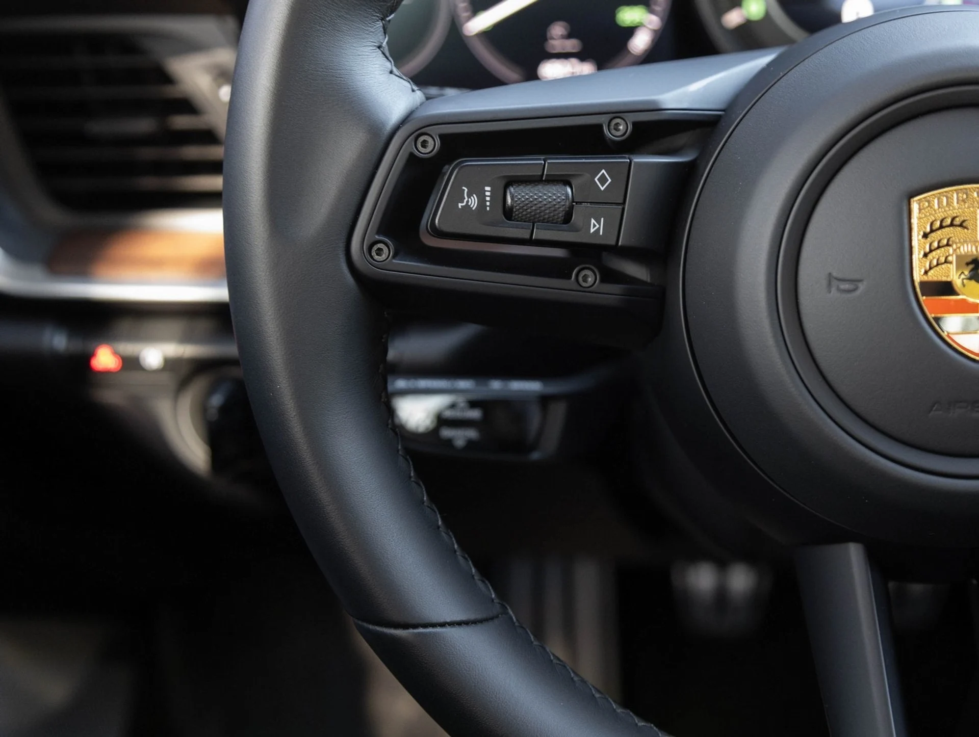 mph014_1878872502_15_24d286844a