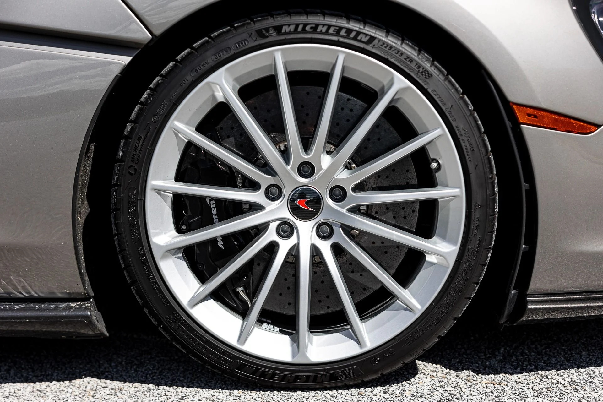 mph014_1880514151_Used_2017_Mc_Laren_570_GT_ab7eeafd51