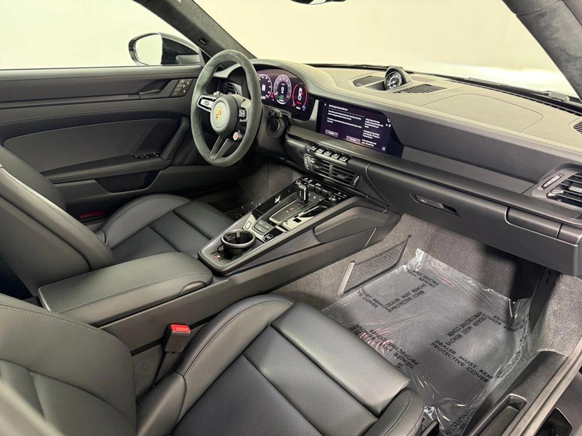 mph014_1887767832_s1_FAC_Pt7r_YDPXQ_Tz_Yyu56_T2_CZ_9o_c61f5d54f6