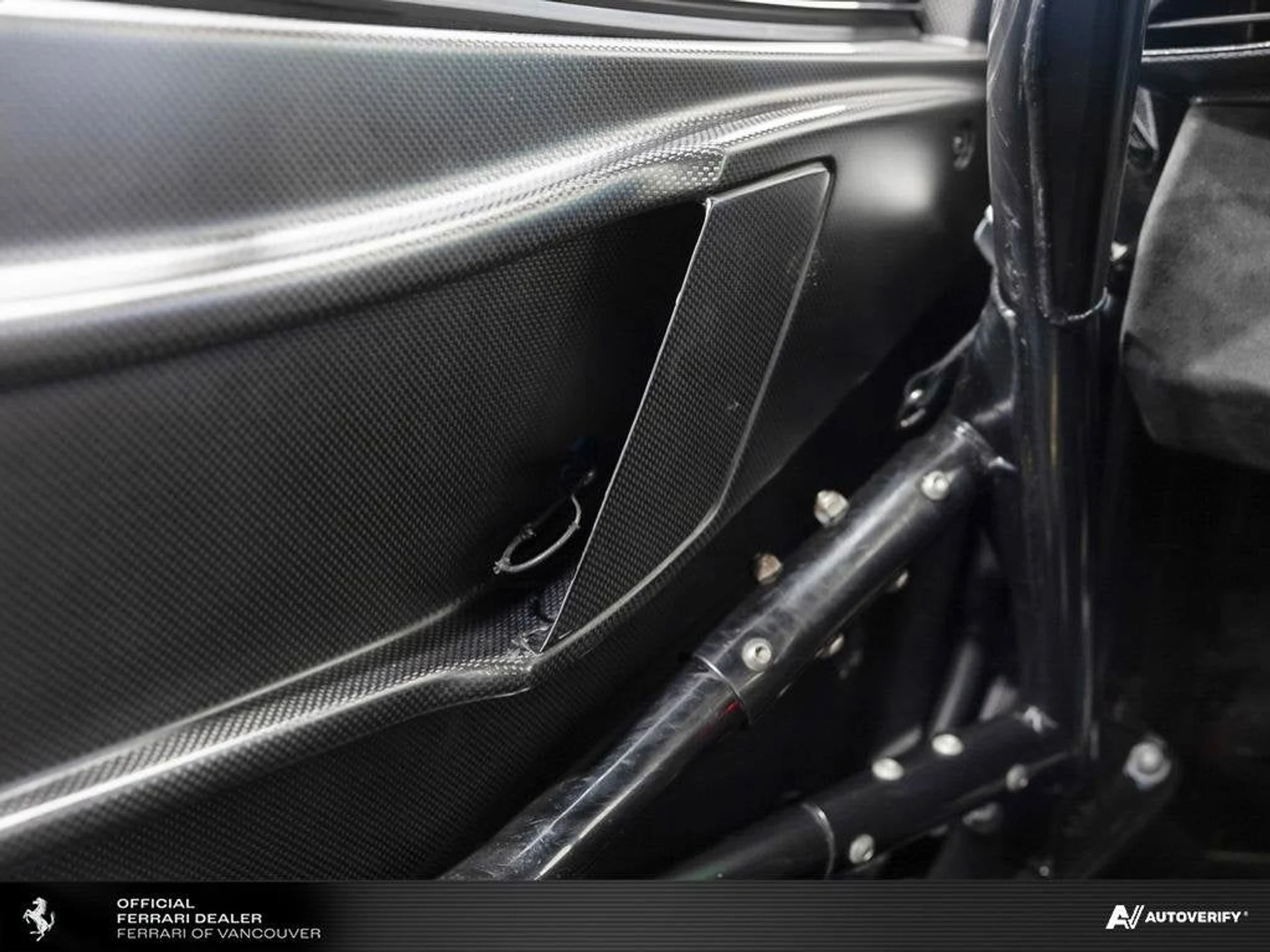 mph014_1890160804_c4dc4d9bdec1434f8636c76a8f6cd358_833e64c827