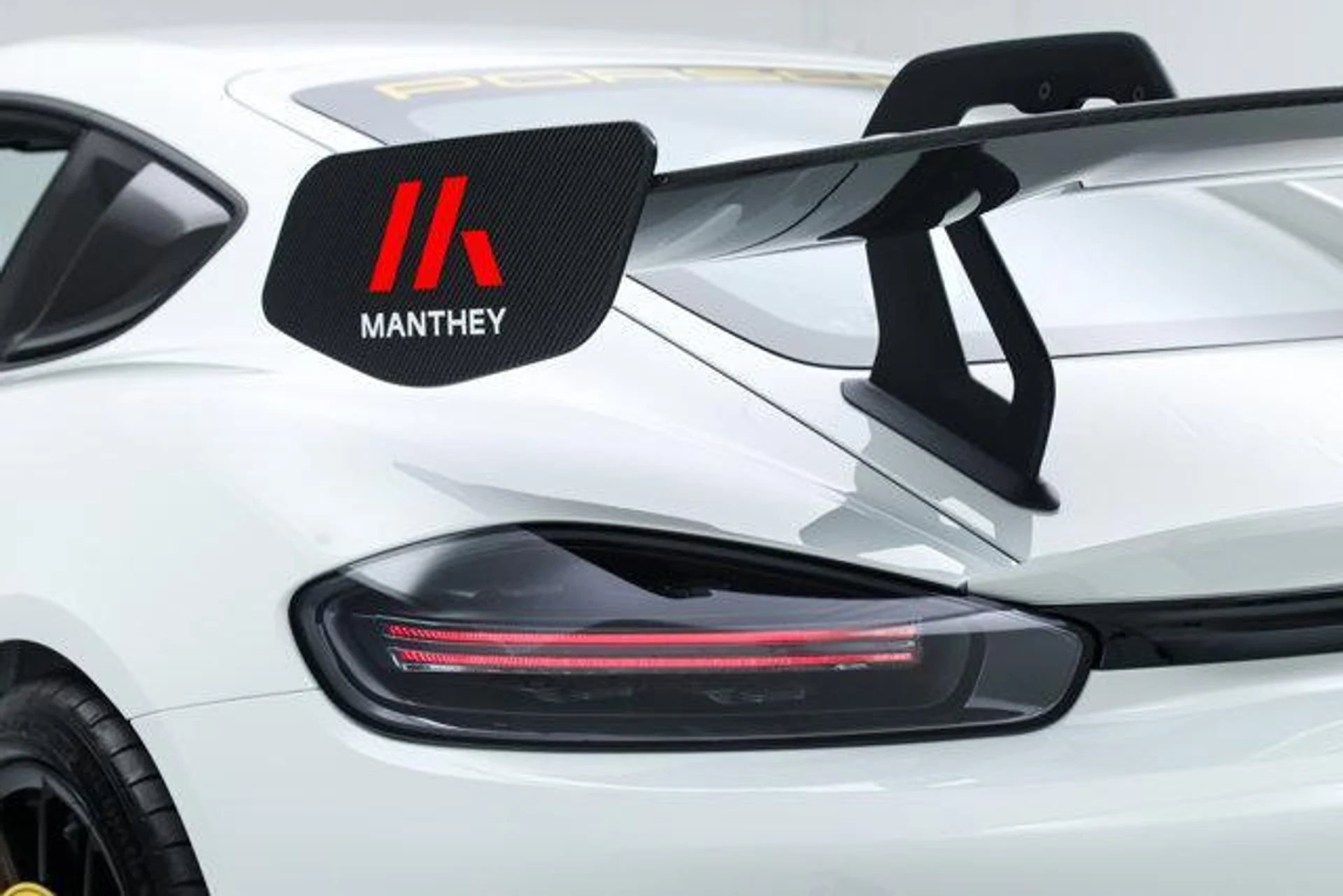 mph014_1893505476_2c3w_JB_6_K_Rfe_BR_Dit_Mz0_DNO_Lf_Prg_bbd5226ffe