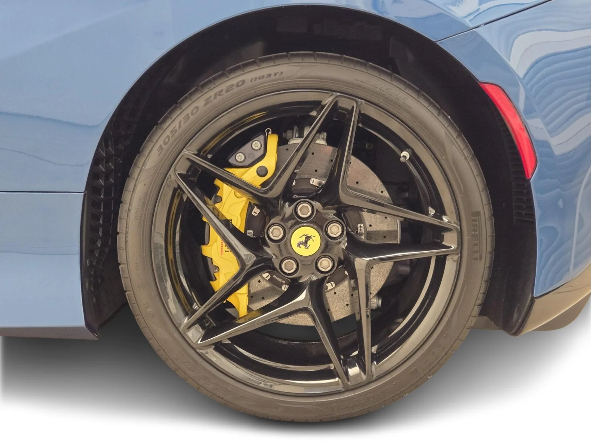 mph014_1897158942_Used_2021_Ferrari_F8_Spider_1754981866_3f21d85ef1