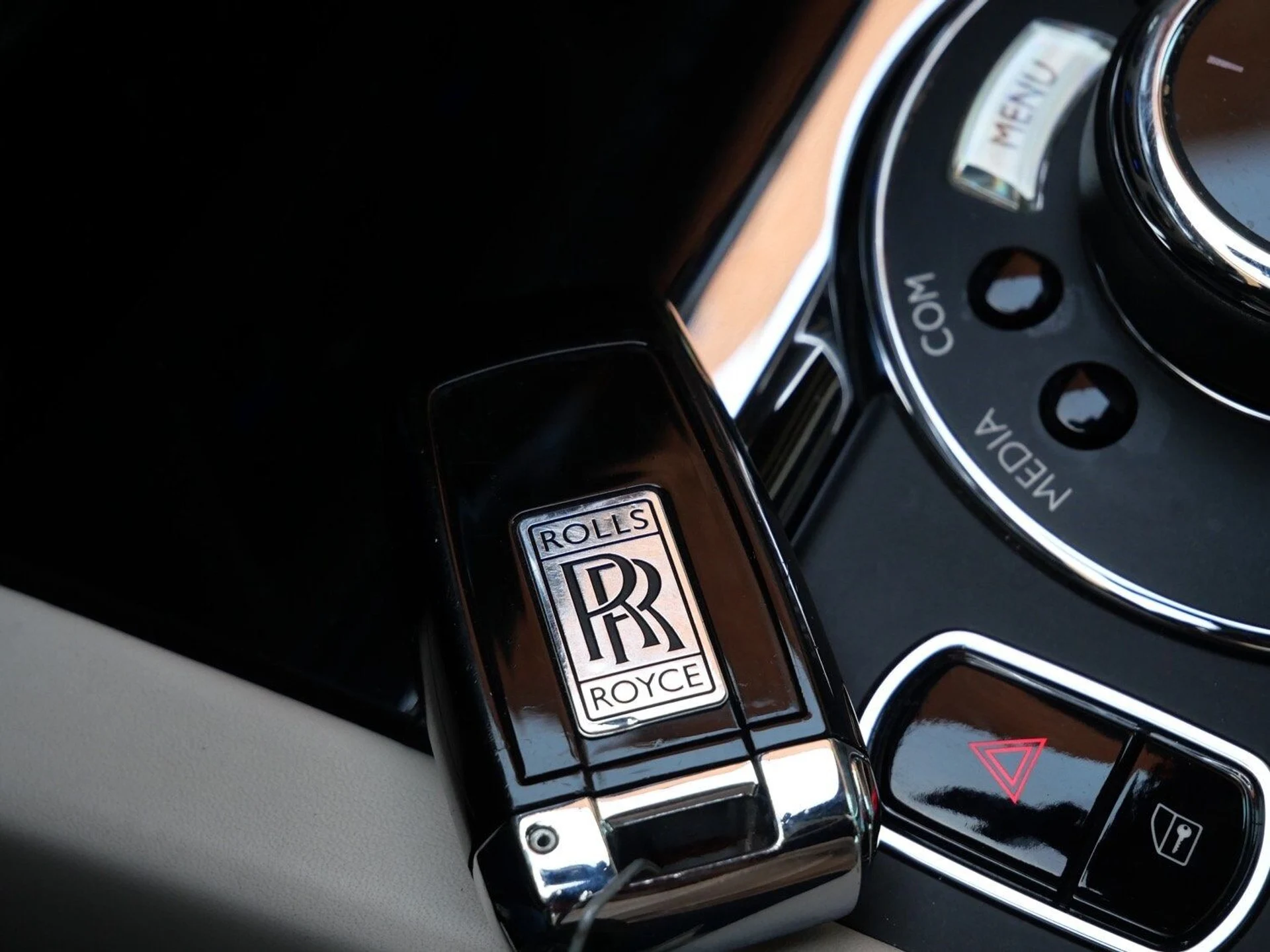 mph014_190226507_cb684ffdb78e072bf16dcab8a2d4a54bx_390eeb4335