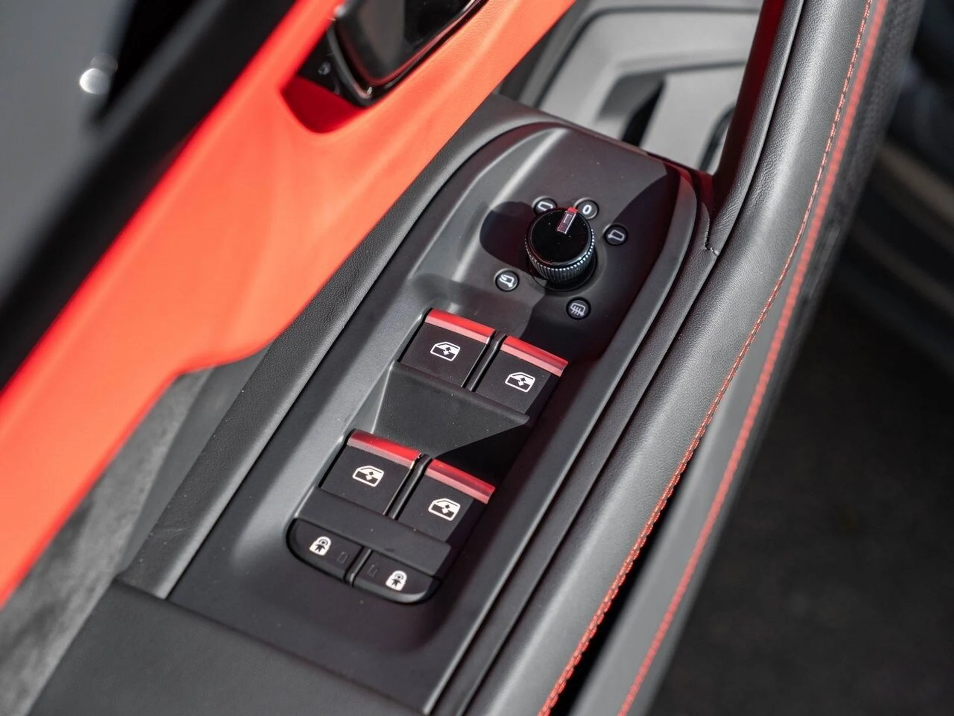 mph014_1902683074_2704b4ddfd0577f601115697e52ea9b2x_1c7aeedbd2