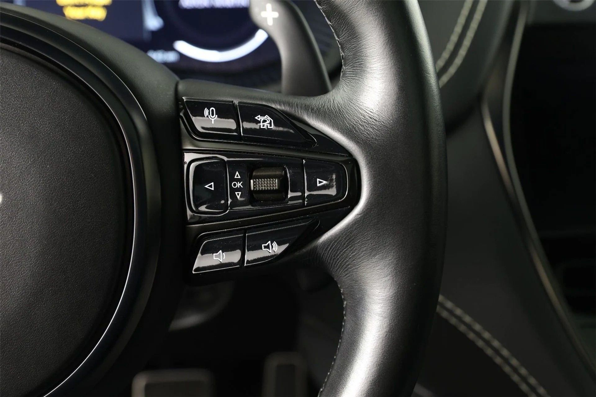 mph014_190865911_8222df2a92d82ee3634e7b0dc69cbbce_10d3a05ffb