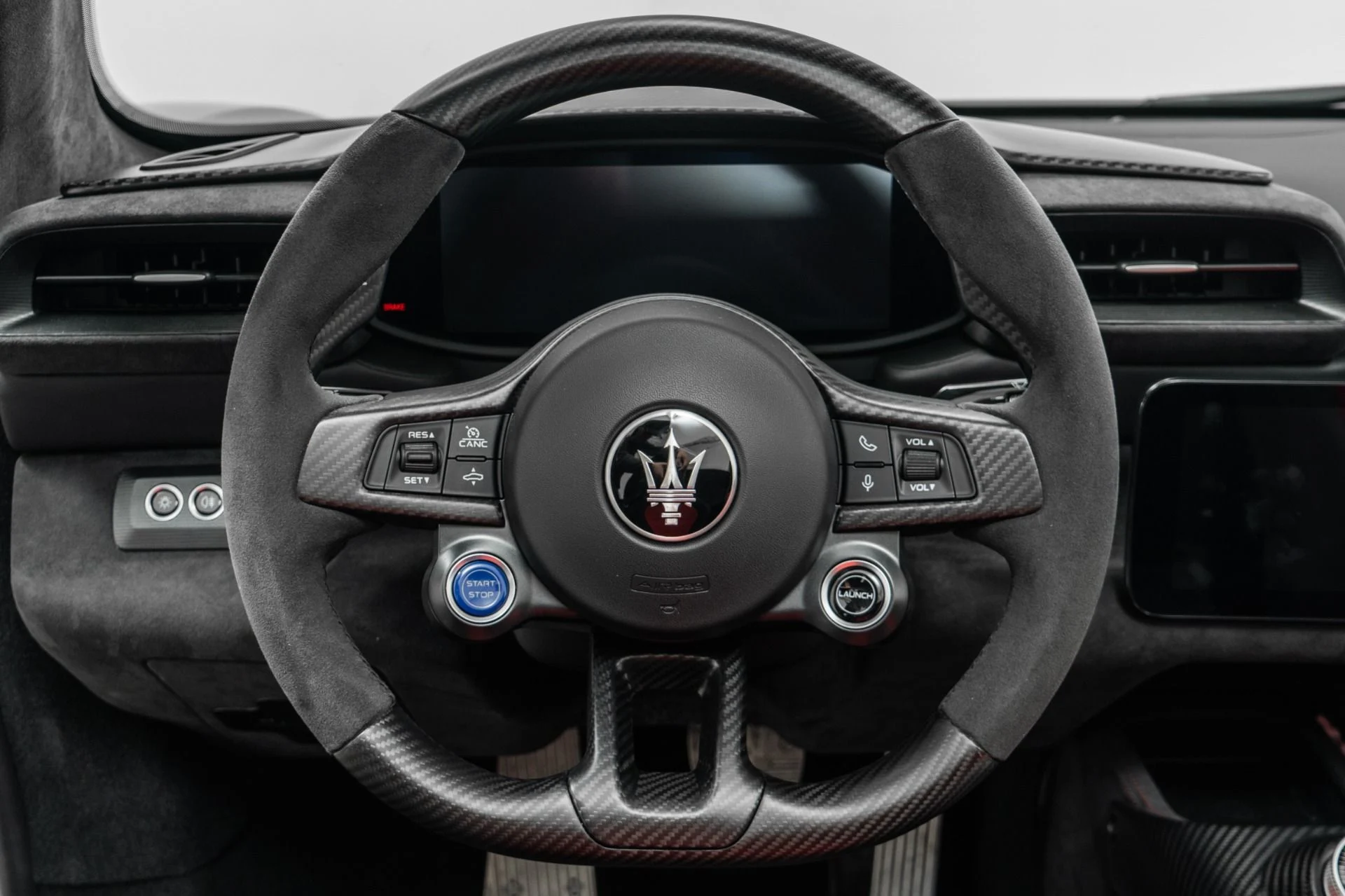 mph014_1908701648_Used_2023_Maserati_MC_20_Cielo_351_Miles_Lightweight_Racing_Seats_Interior_Carbon_Fiber_Package_1774034660_695c3ea6d3