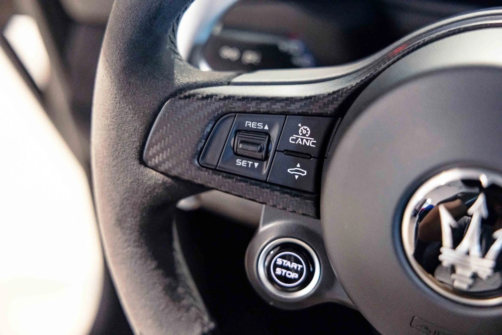 mph014_1909176112_Yg_6d1d3bf0a0