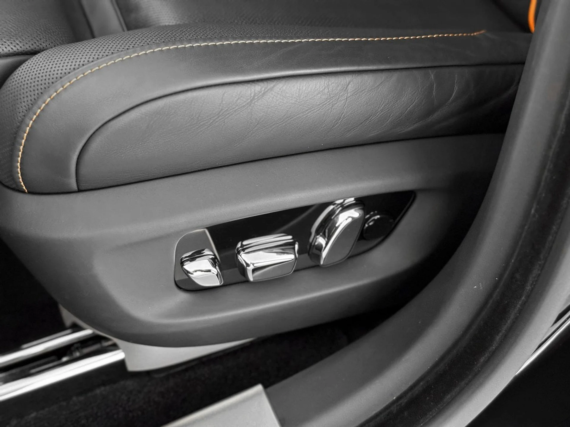 mph014_1911835215_970d2032d56405d08f4443559e0a72d7x_85ef24bacb