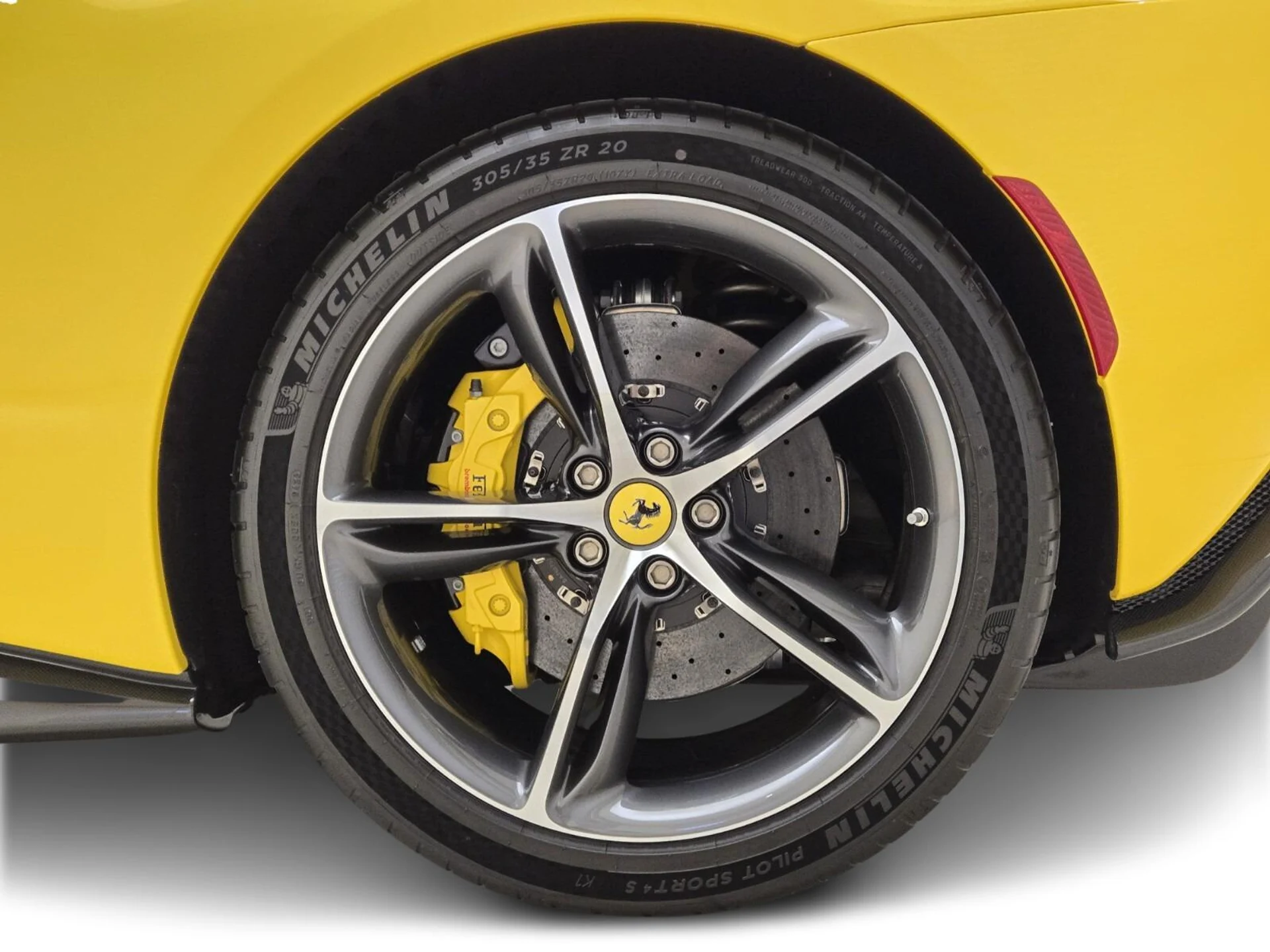mph014_1916243407_Used_2023_Ferrari_296_GTS_1749124444_689f8d082b